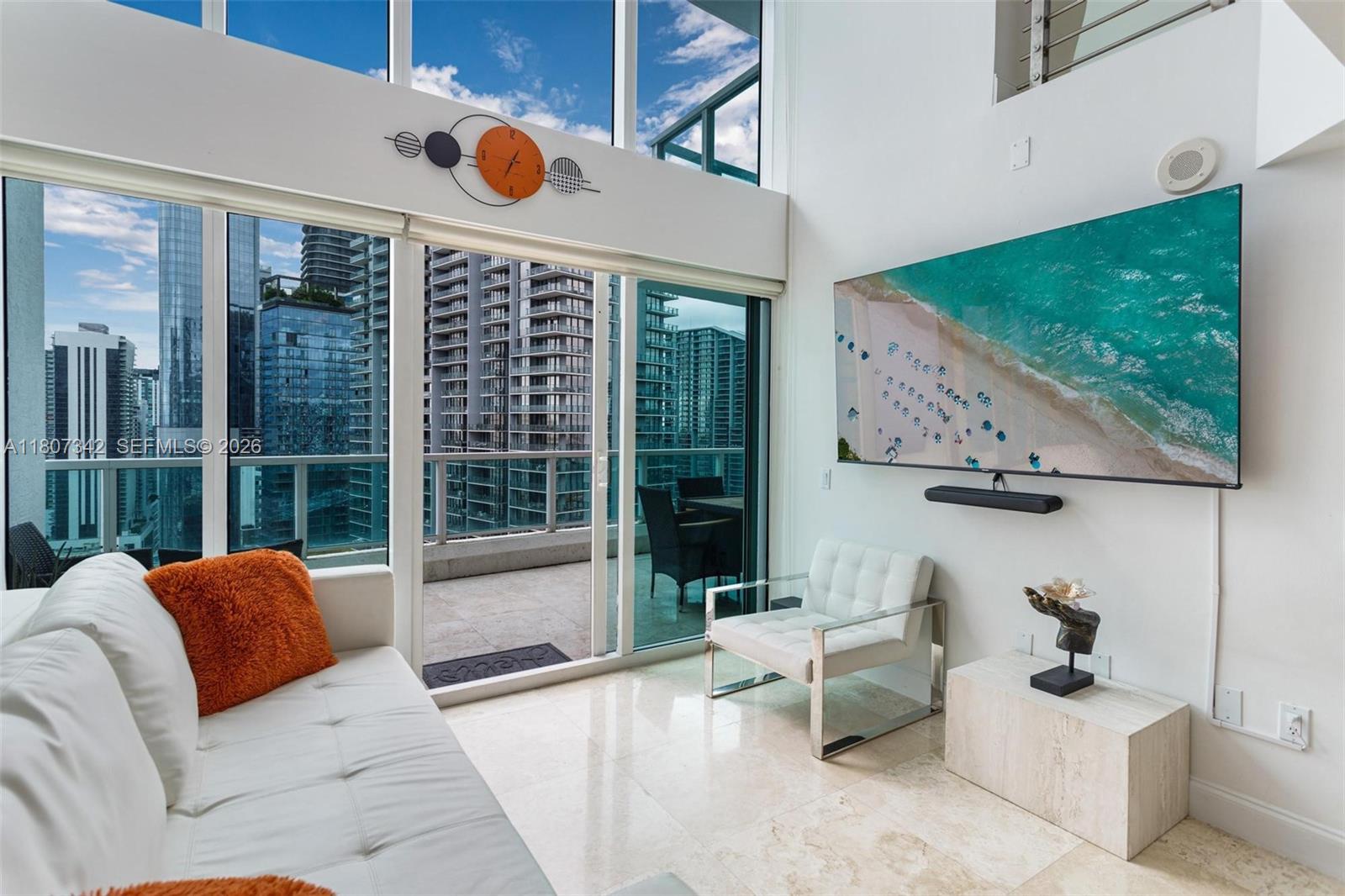 41 SE 5th St #2008, Miami FL 33131