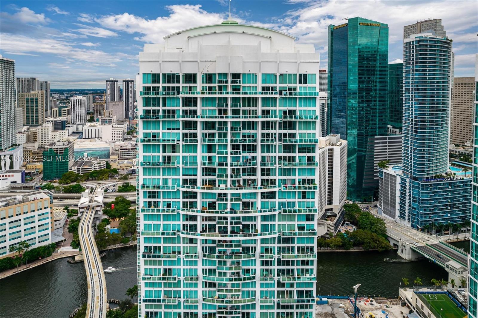 41 SE 5th St #2008, Miami FL 33131