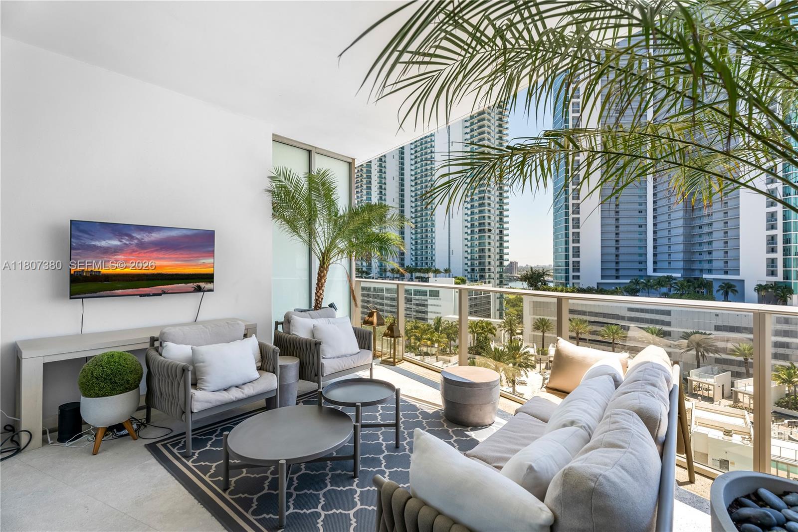851 NE 1st Ave #1409, Miami FL 33132