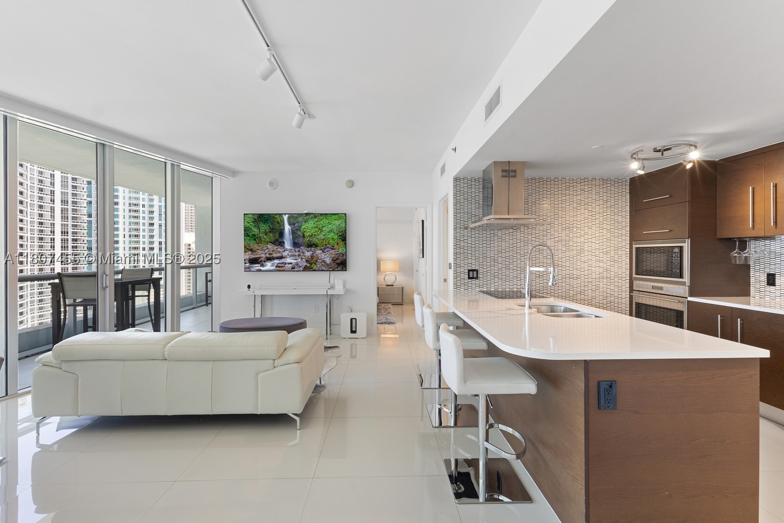 495 Brickell Ave #2304, Miami FL 33131