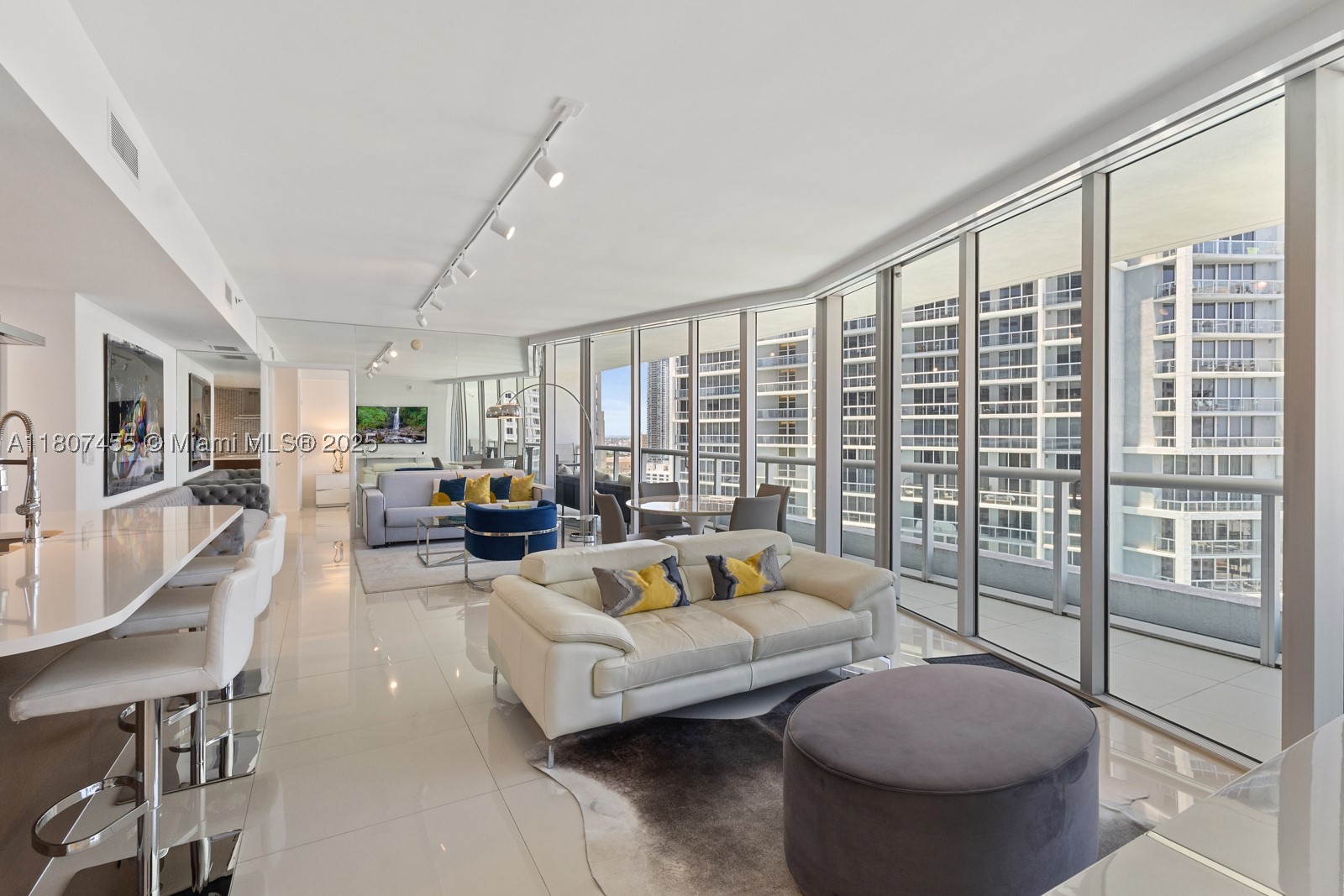 495 Brickell Ave #2304, Miami FL 33131
