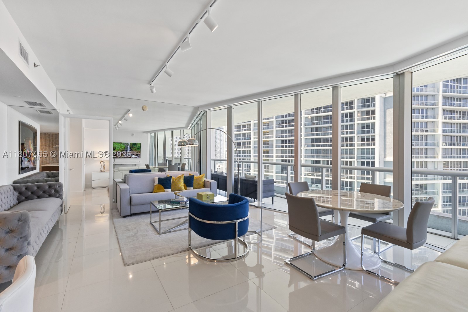 495 Brickell Ave #2304, Miami FL 33131