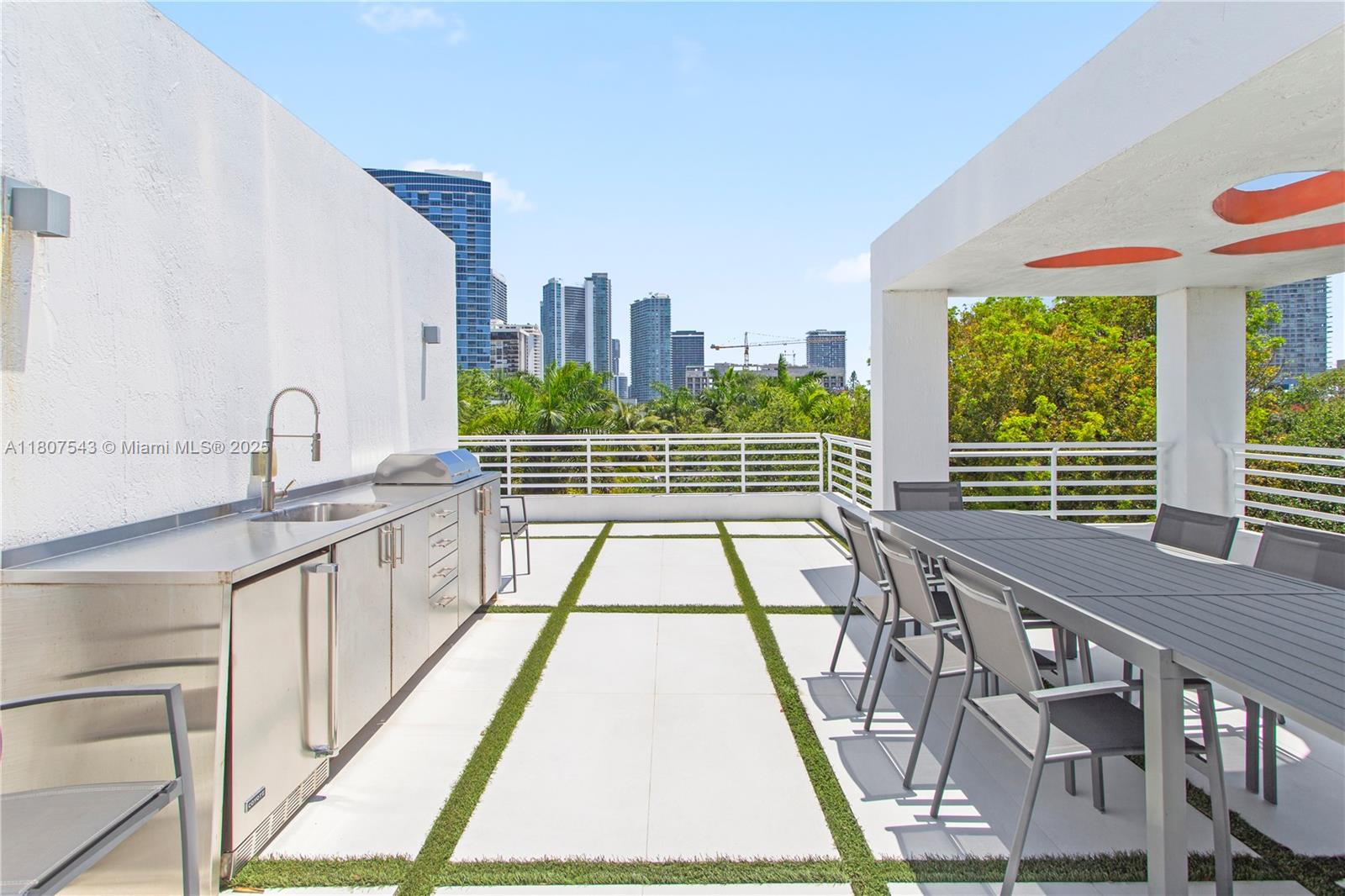 455 NE 39th St #102, Miami FL 33137