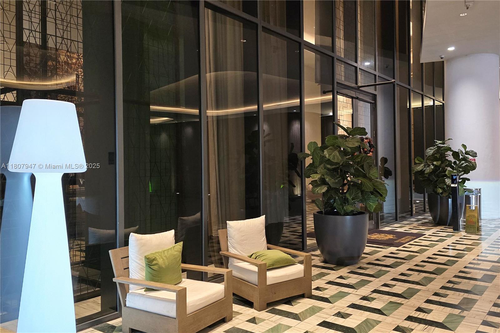 801 S Miami Ave #2201, Miami FL 33130