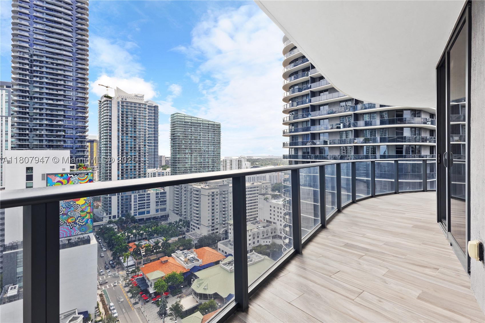801 S Miami Ave #2201, Miami FL 33130