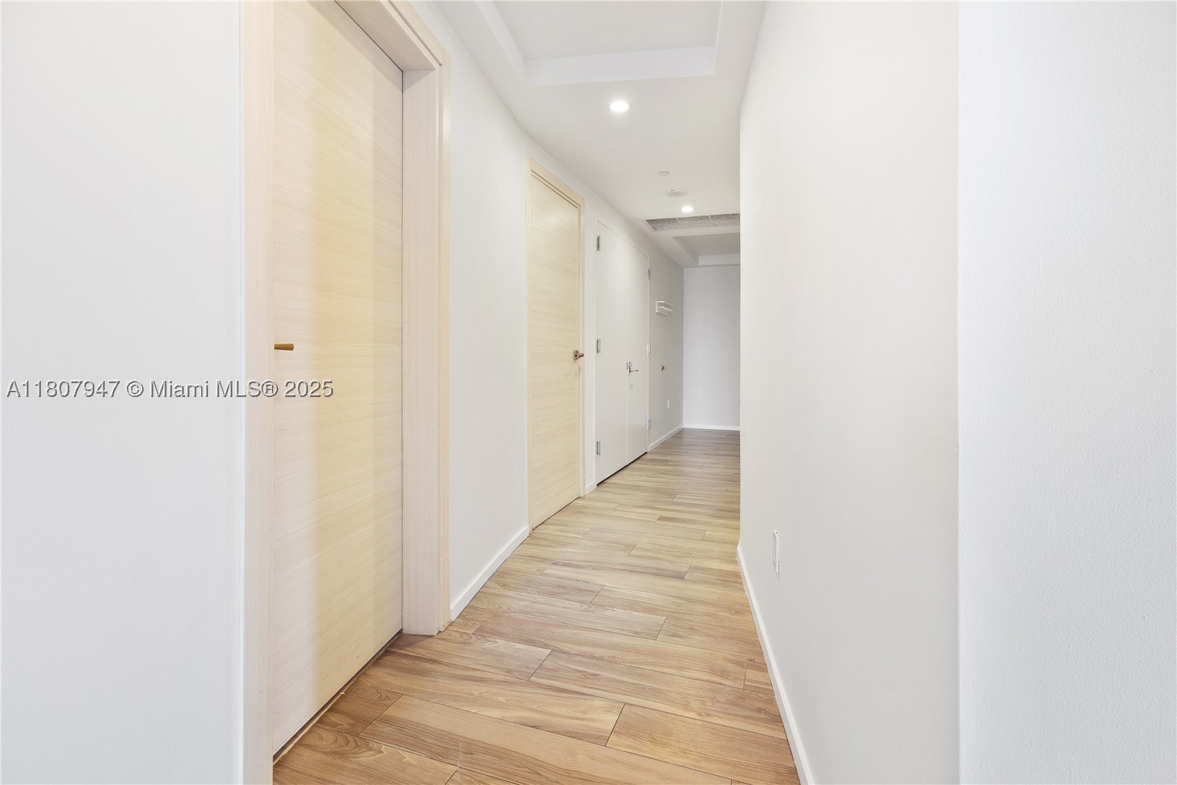 801 S Miami Ave #2201, Miami FL 33130