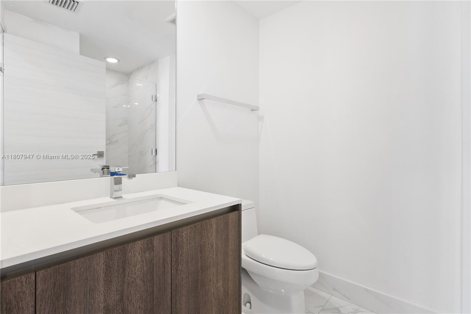 801 S Miami Ave #2201, Miami FL 33130