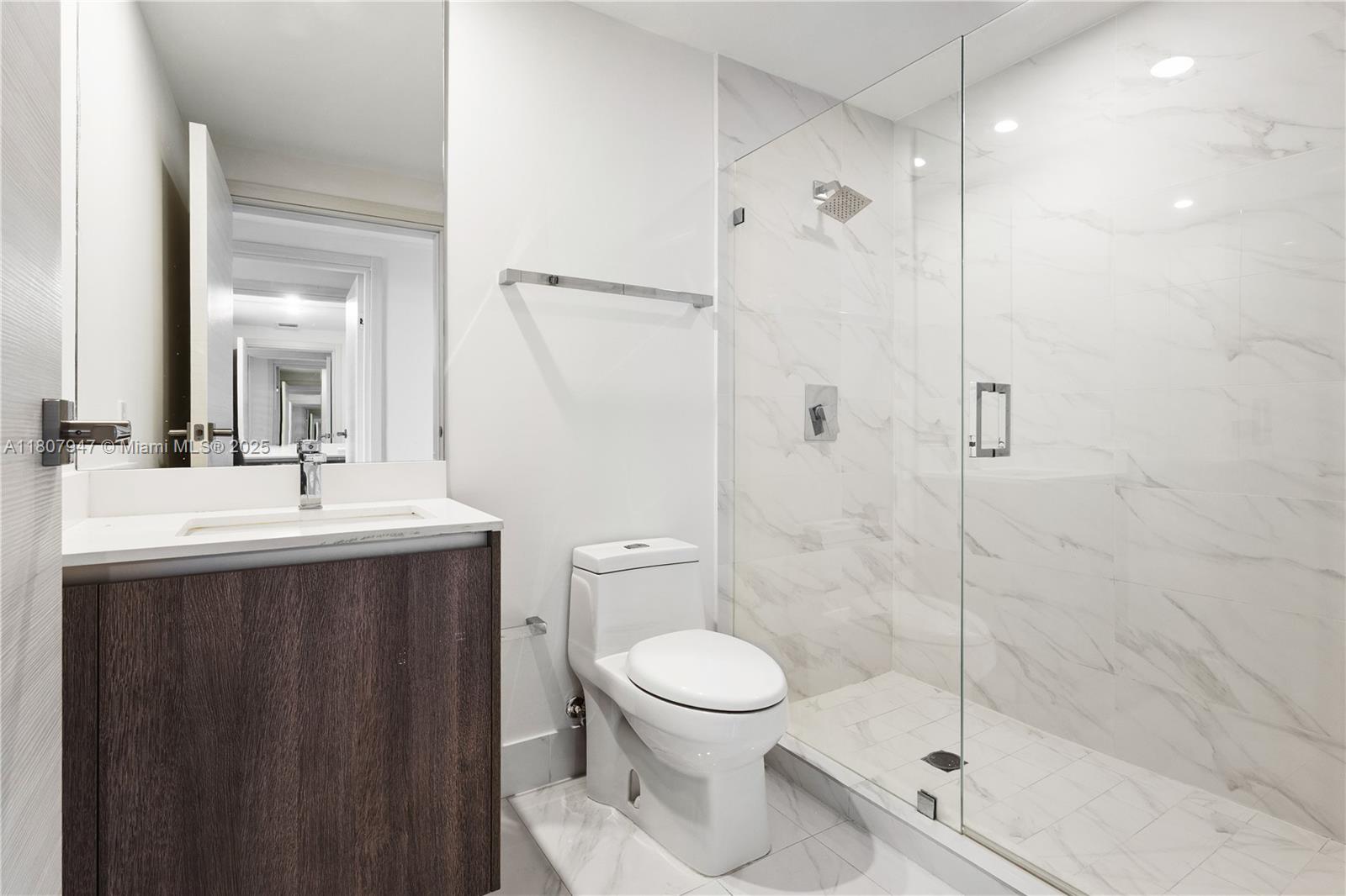 801 S Miami Ave #2201, Miami FL 33130