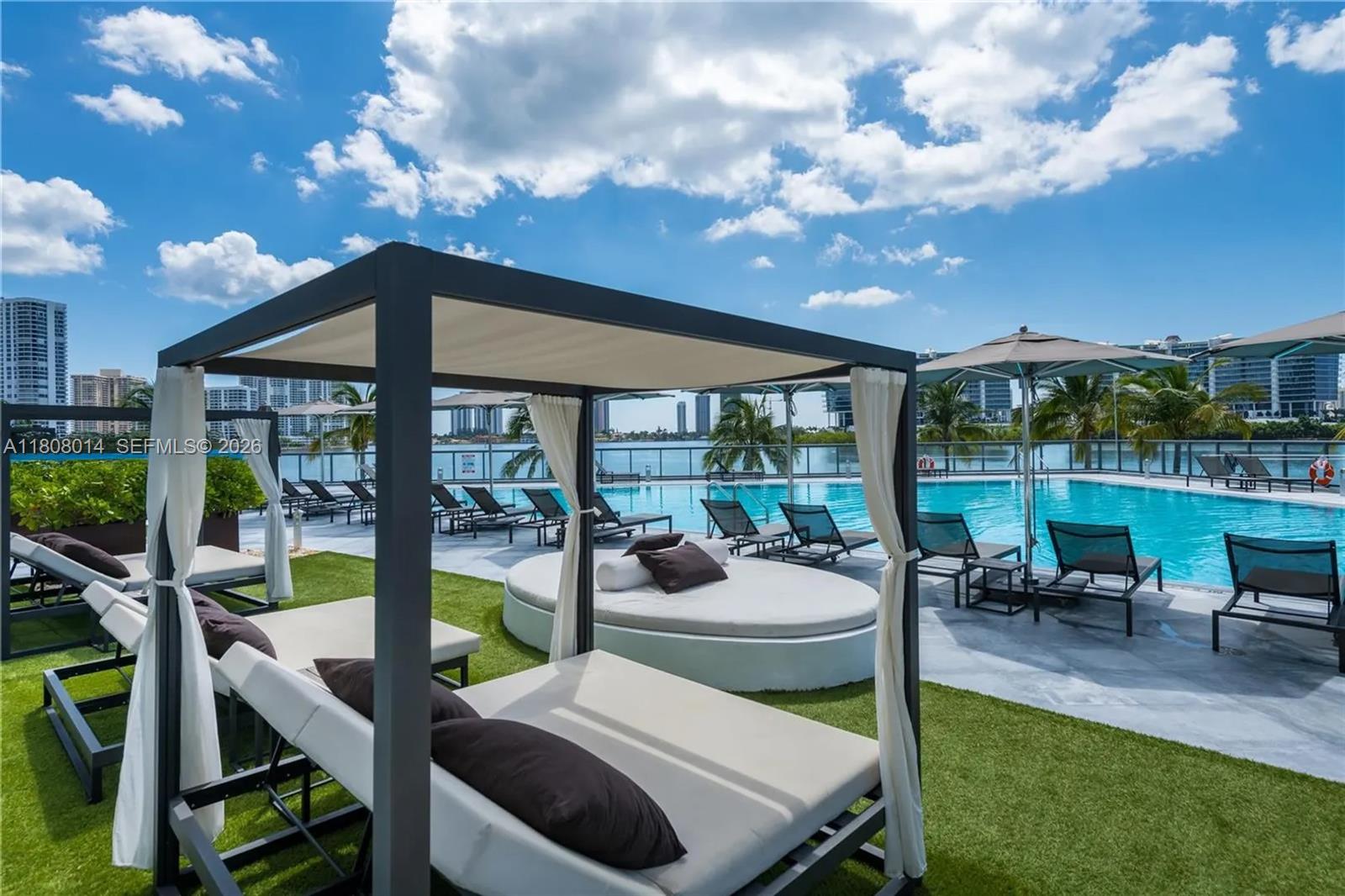 3250 NE 188th St #906, Aventura FL 33180