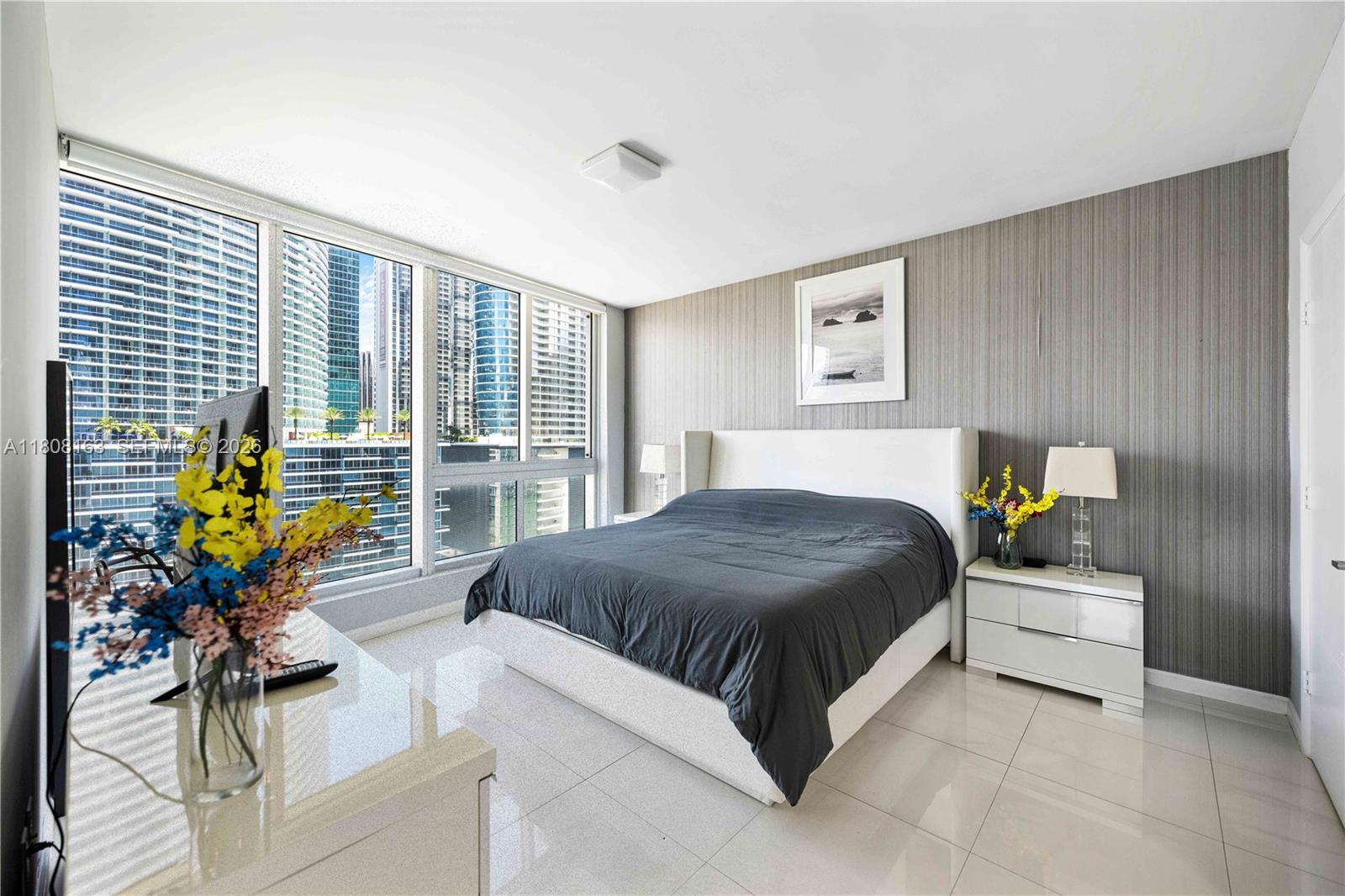 485 Brickell Ave #1604, Miami FL 33131