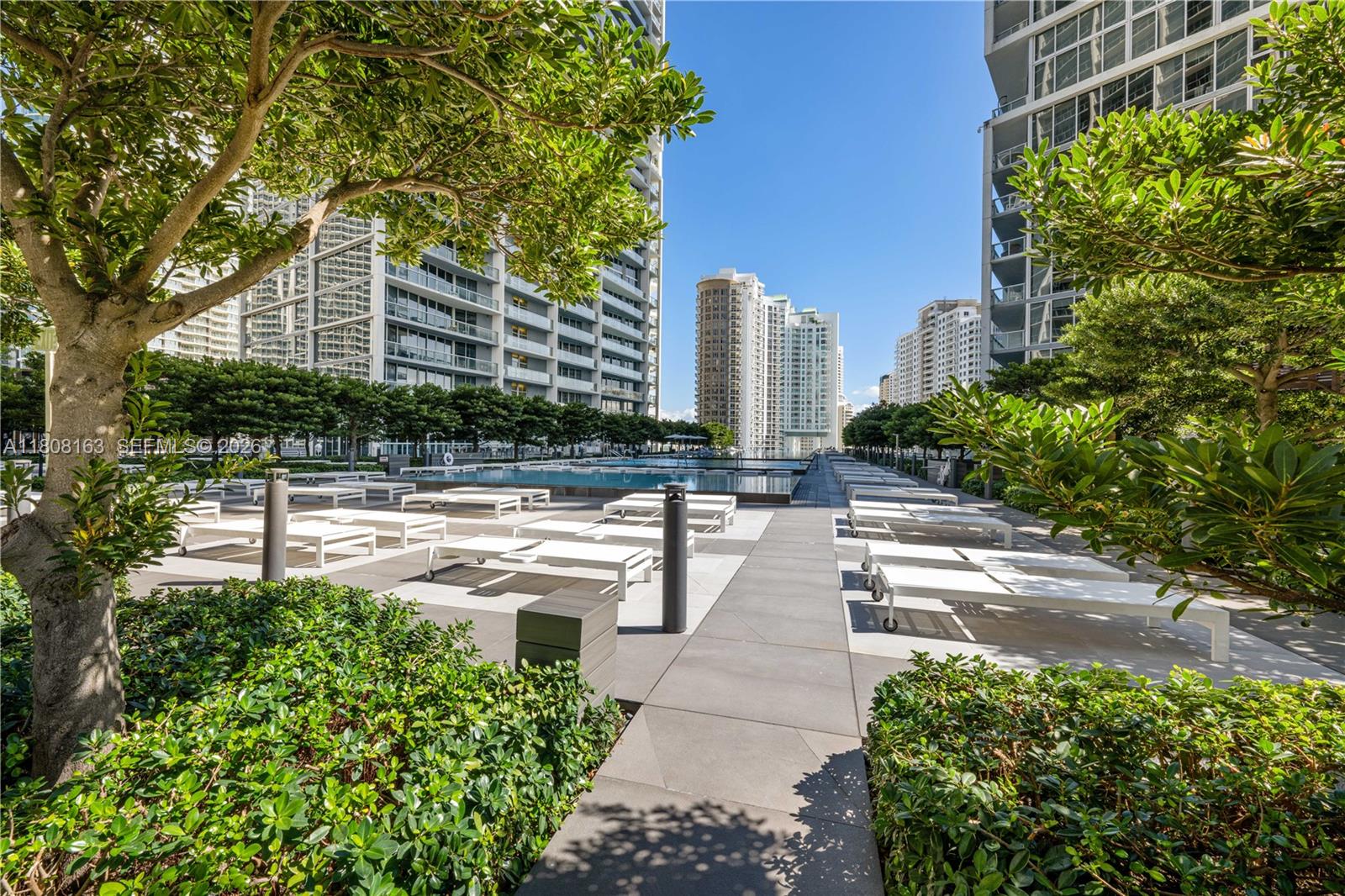 485 Brickell Ave #1604, Miami FL 33131