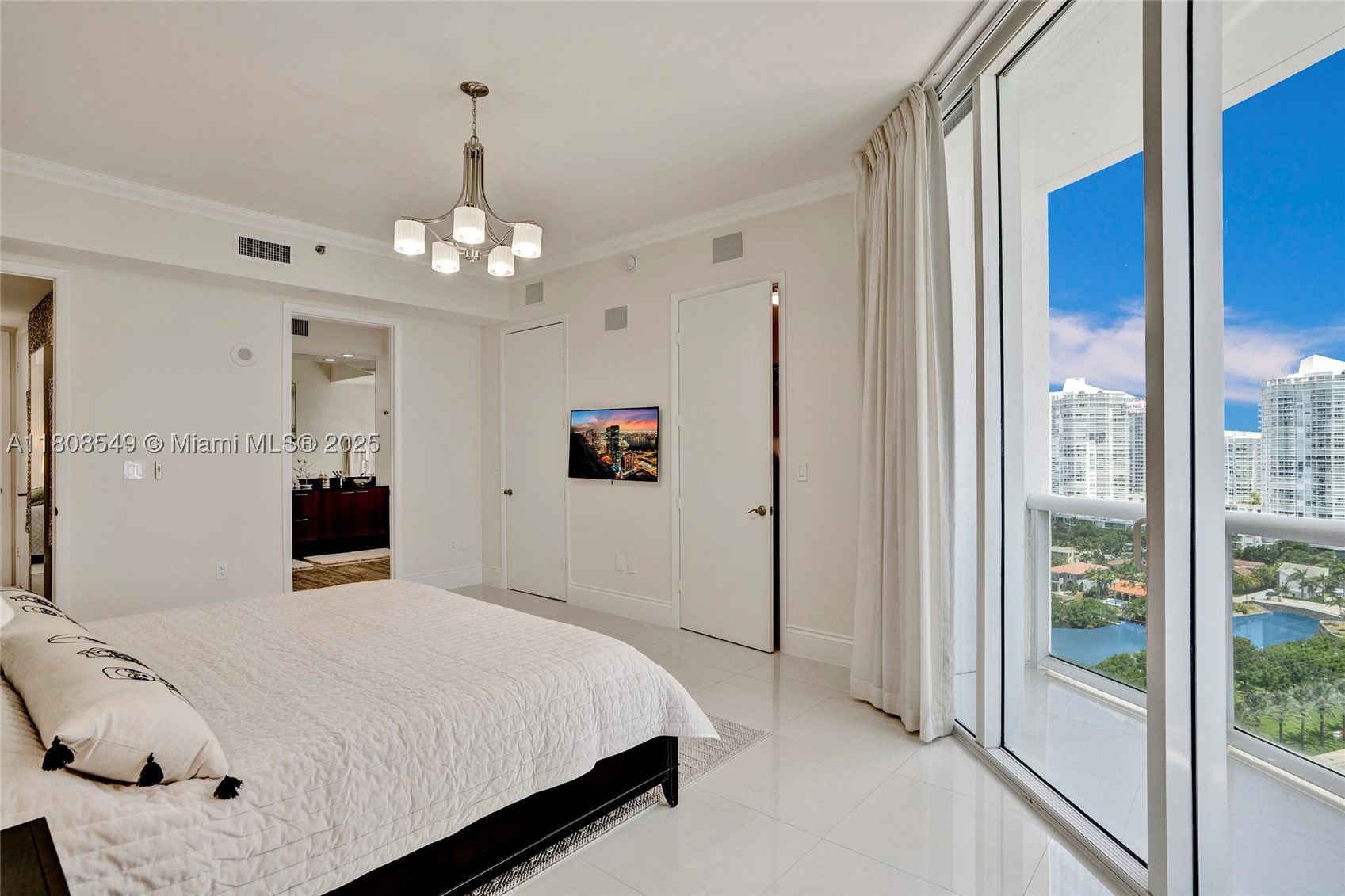 16001 Collins Ave #1604, Sunny Isles Beach FL 33160