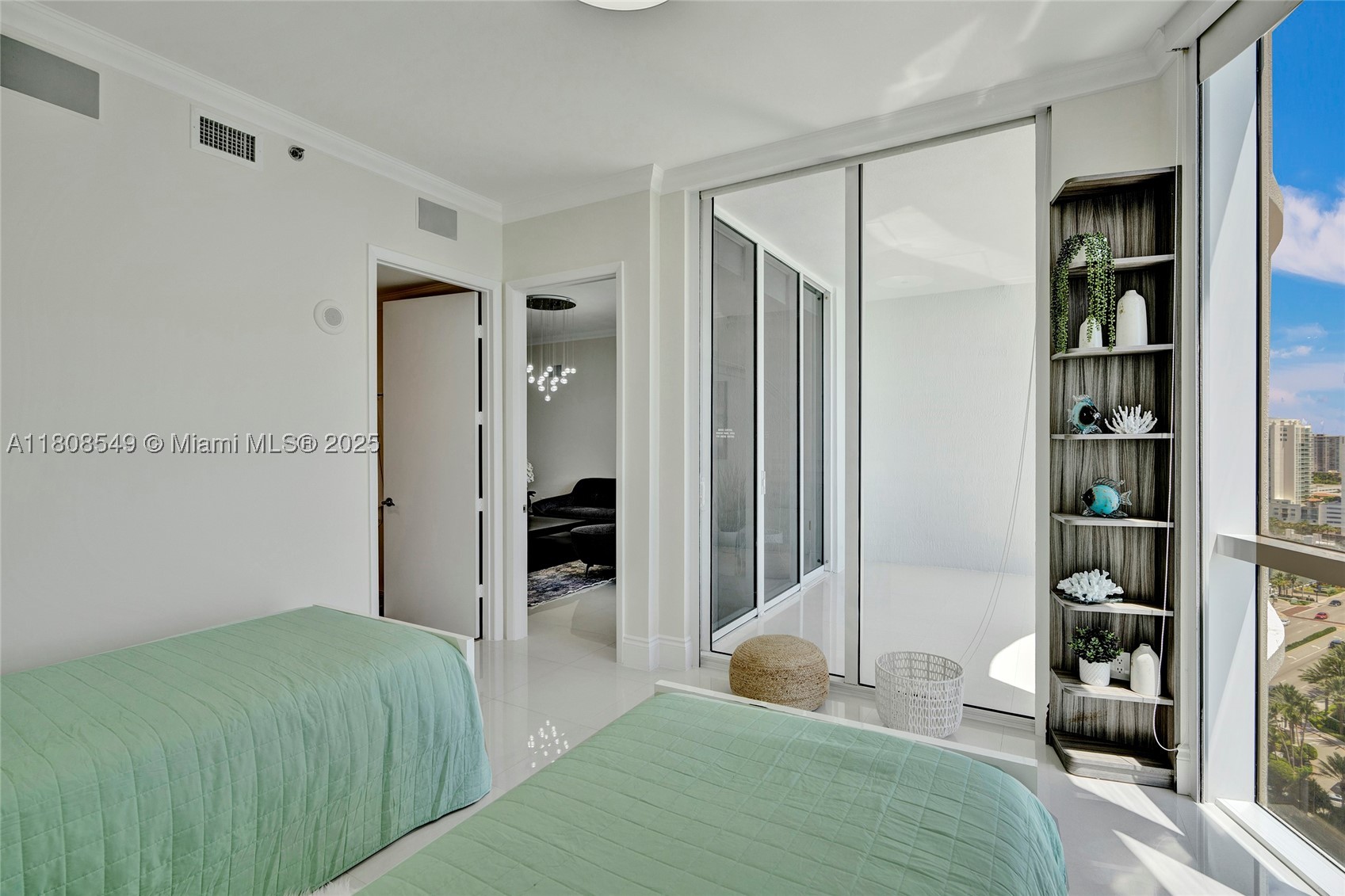16001 Collins Ave #1604, Sunny Isles Beach FL 33160