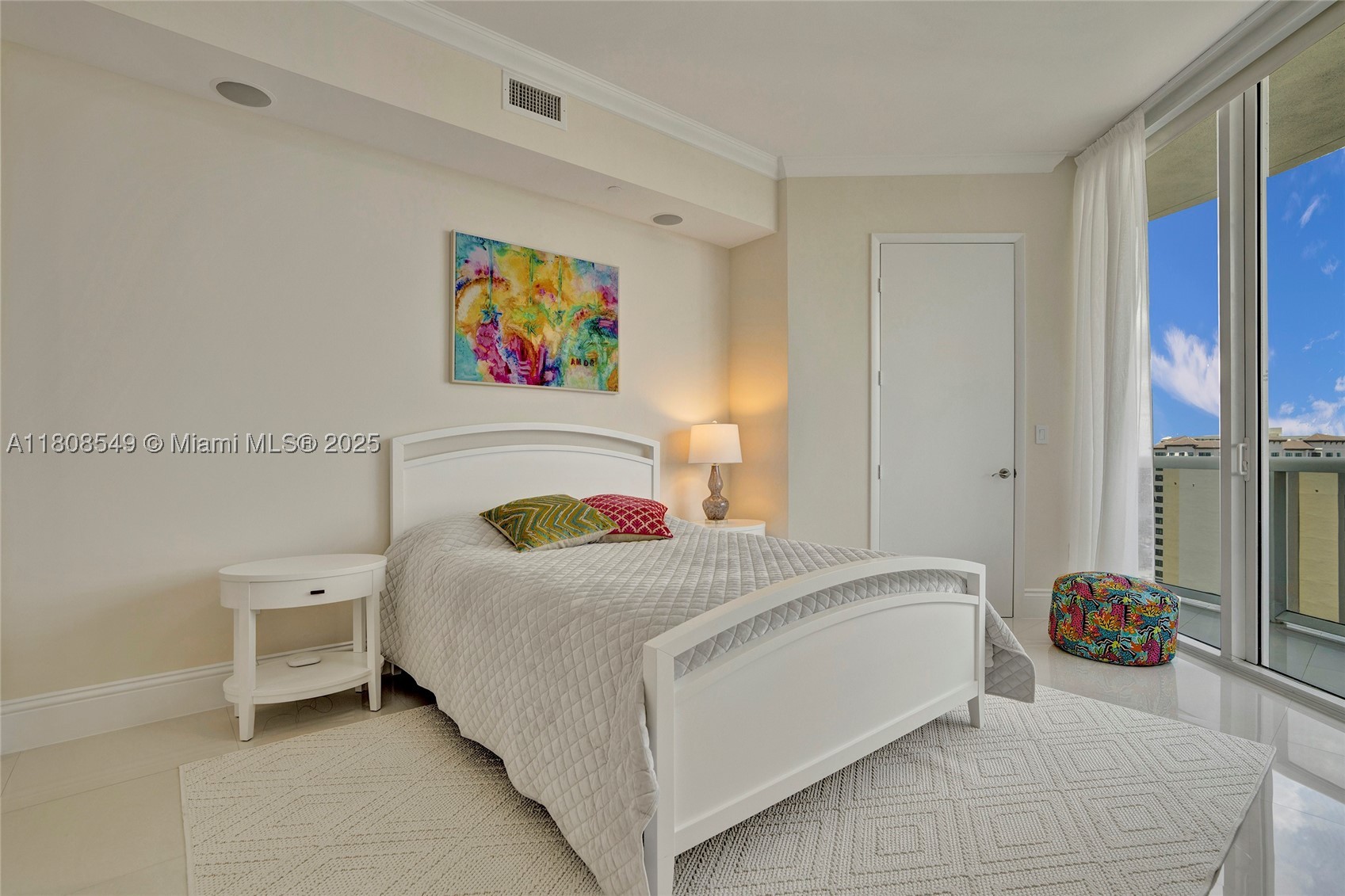 16001 Collins Ave #1604, Sunny Isles Beach FL 33160