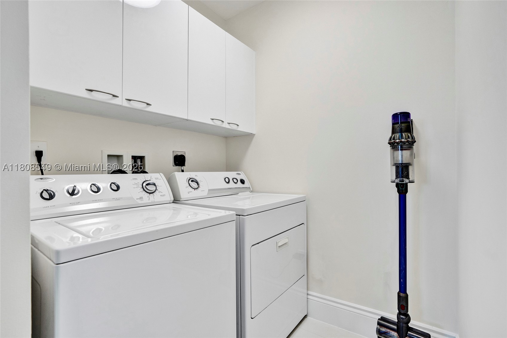 16001 Collins Ave #1604, Sunny Isles Beach FL 33160