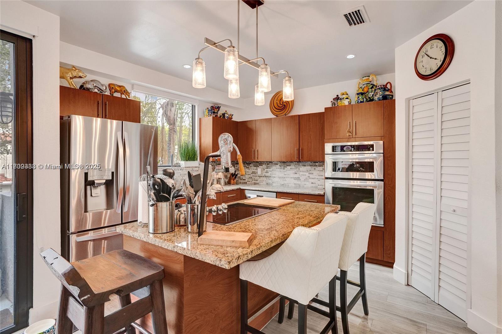 21388 Marina Cove Cir #13-G, Aventura FL 33180