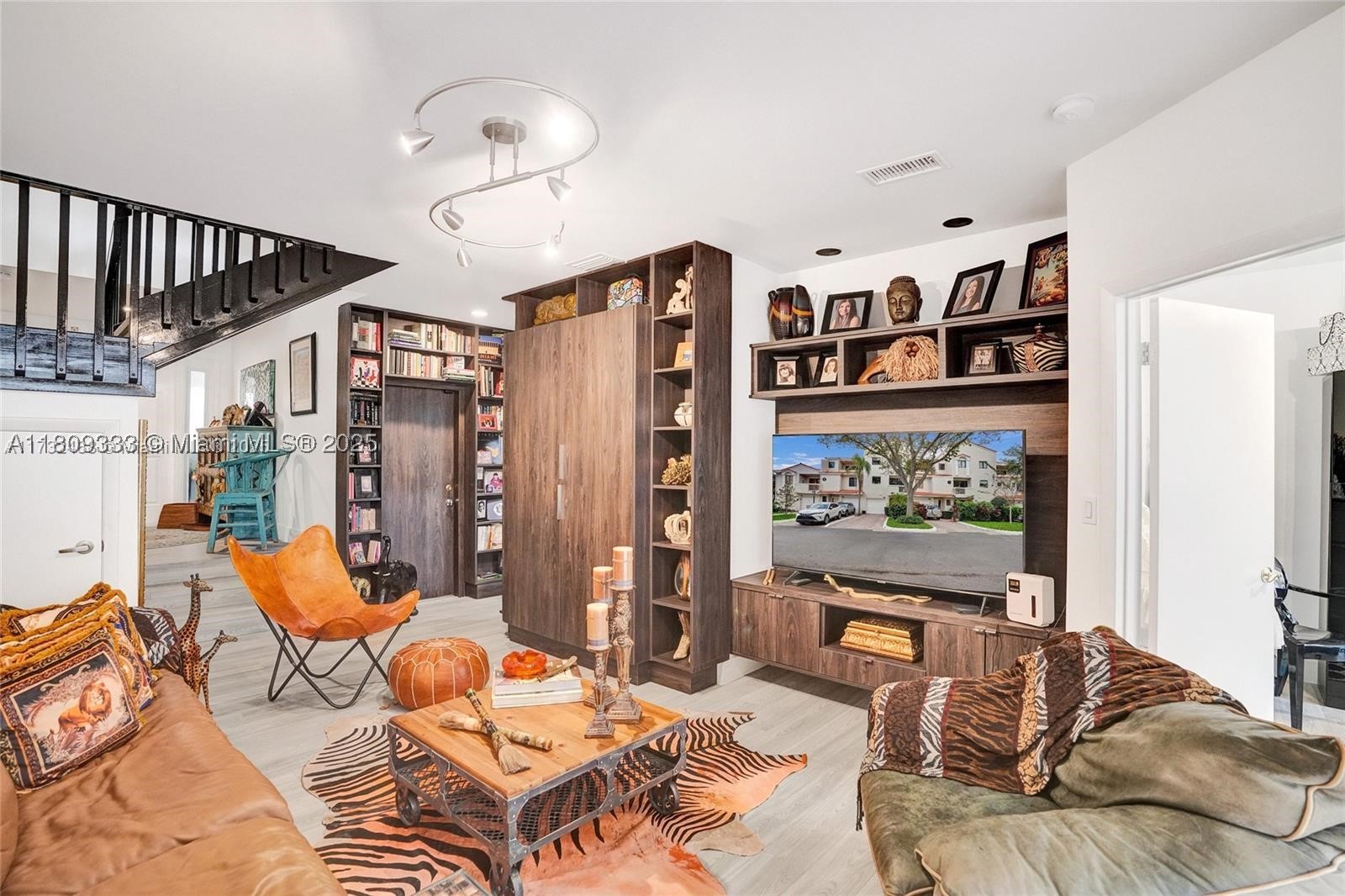 21388 Marina Cove Cir #13-G, Aventura FL 33180