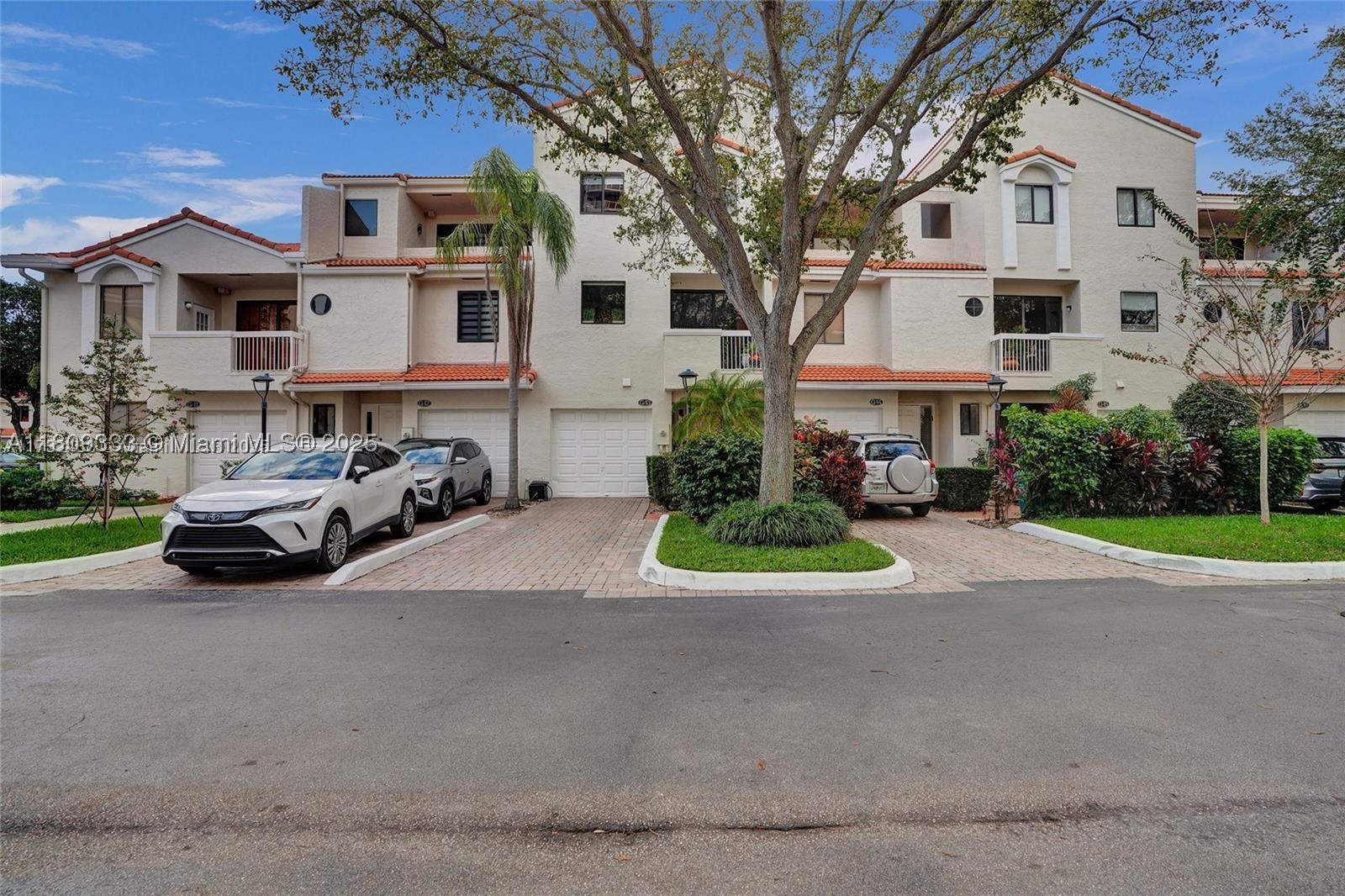 21388 Marina Cove Cir #13-G, Aventura FL 33180
