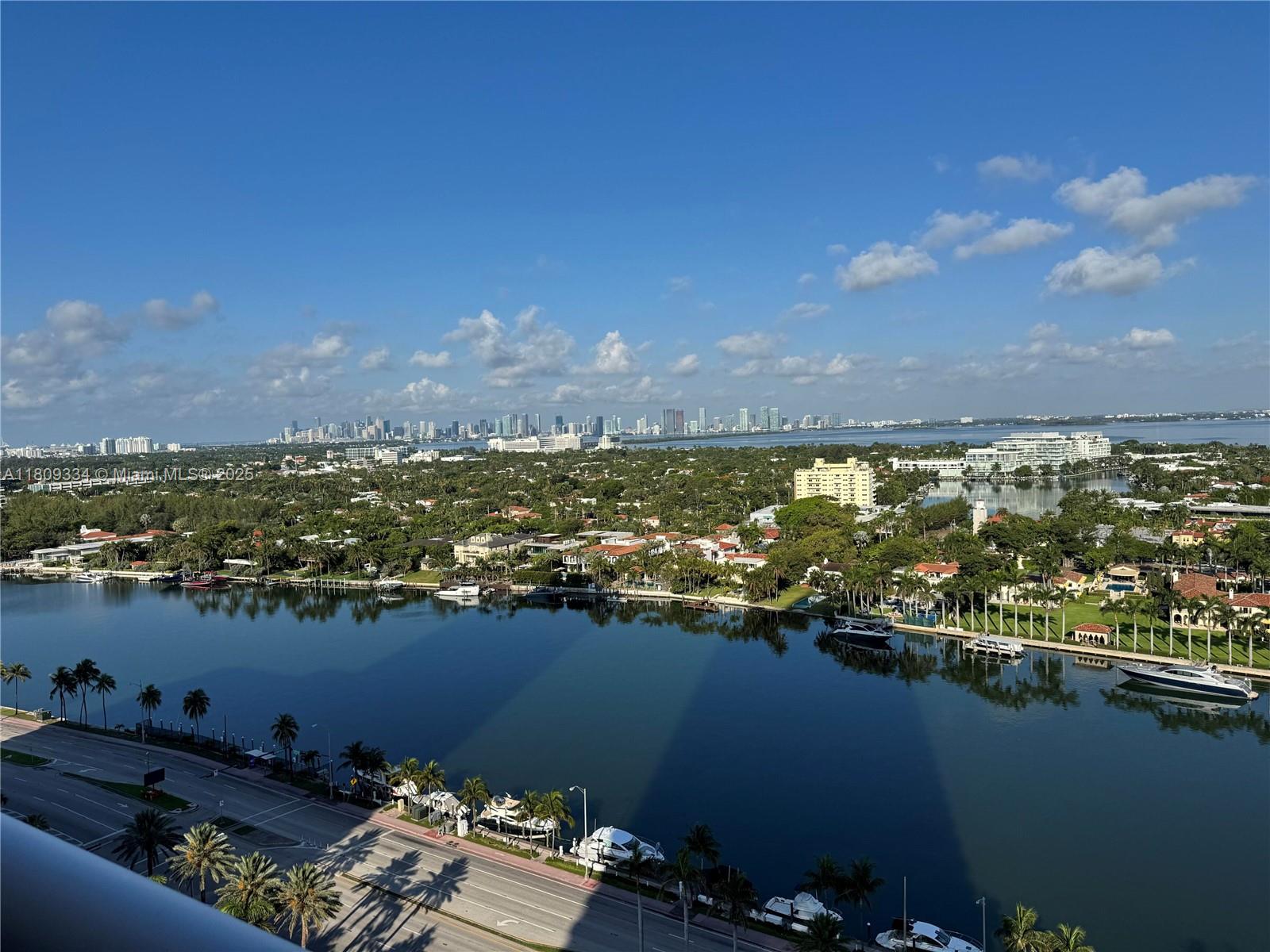 4779 Collins Ave #2106, Miami Beach FL 33140