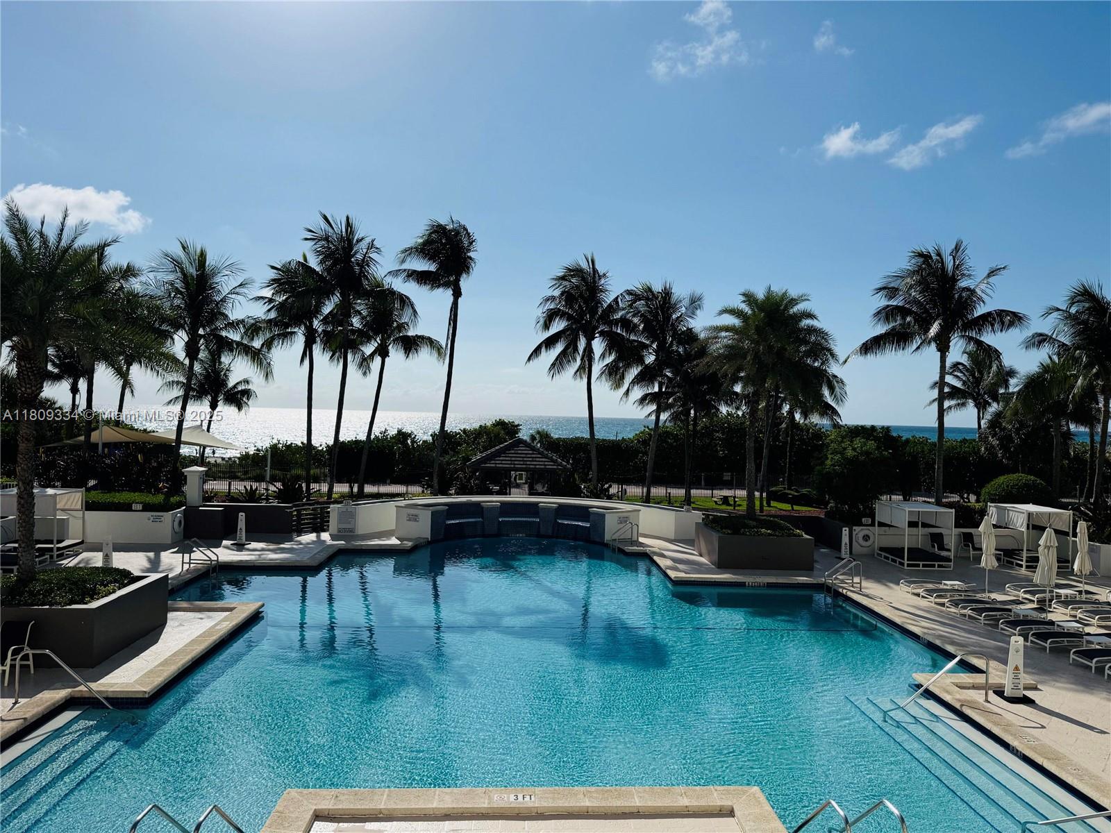 4779 Collins Ave #2106, Miami Beach FL 33140