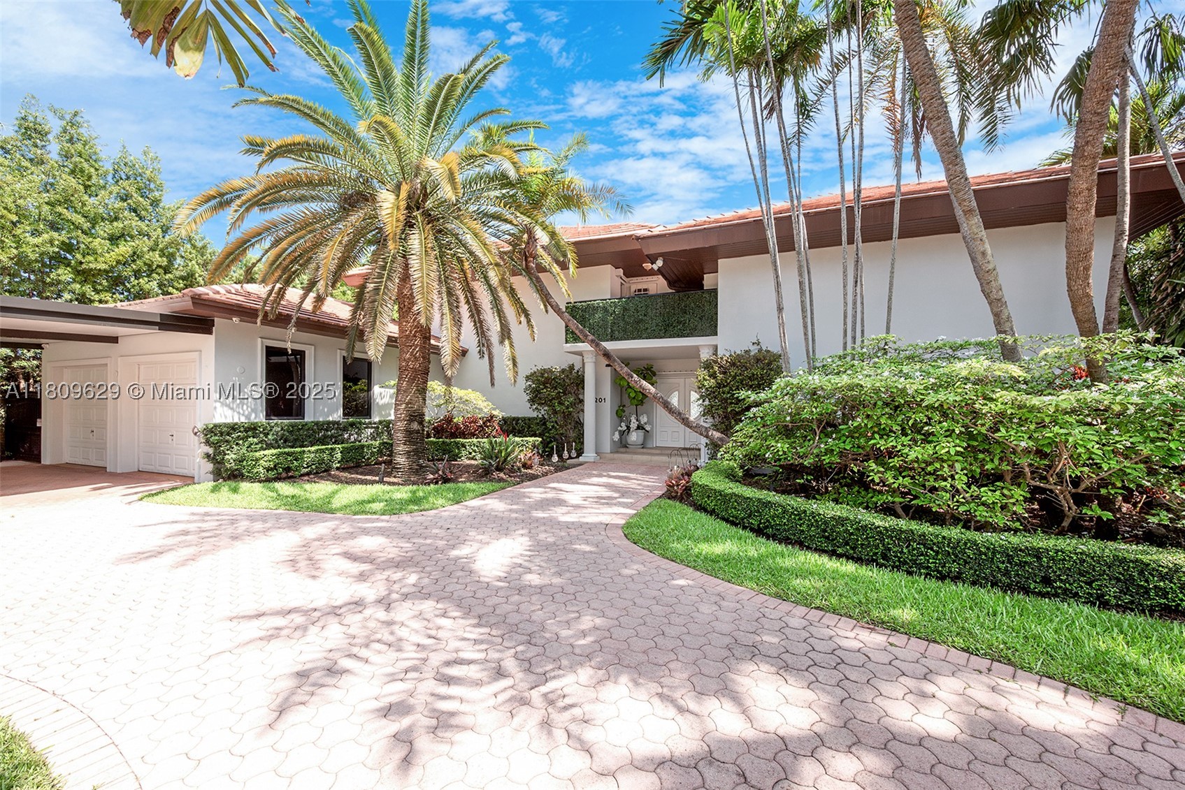 201 Knollwood Dr, Key Biscayne FL 33149
