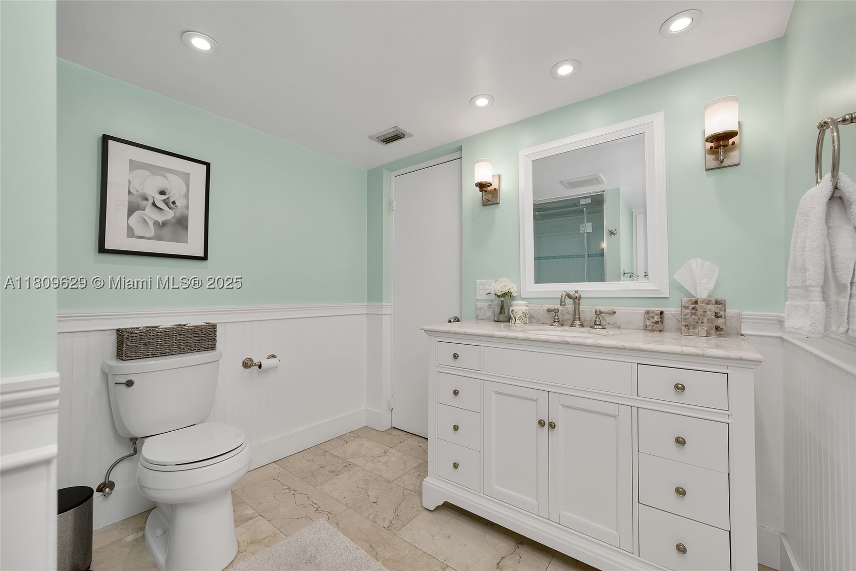 201 Knollwood Dr, Key Biscayne FL 33149