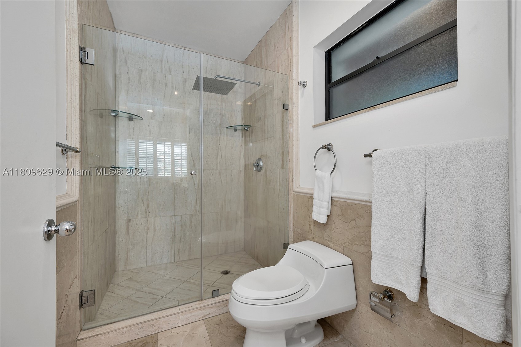 201 Knollwood Dr, Key Biscayne FL 33149