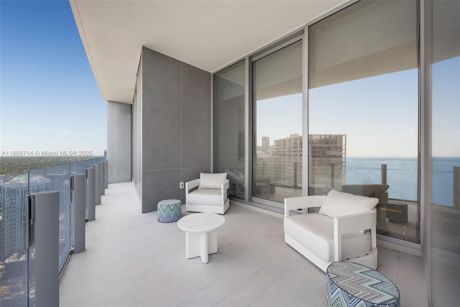 300 Biscayne Blvd Way #5205W, Miami FL 33131