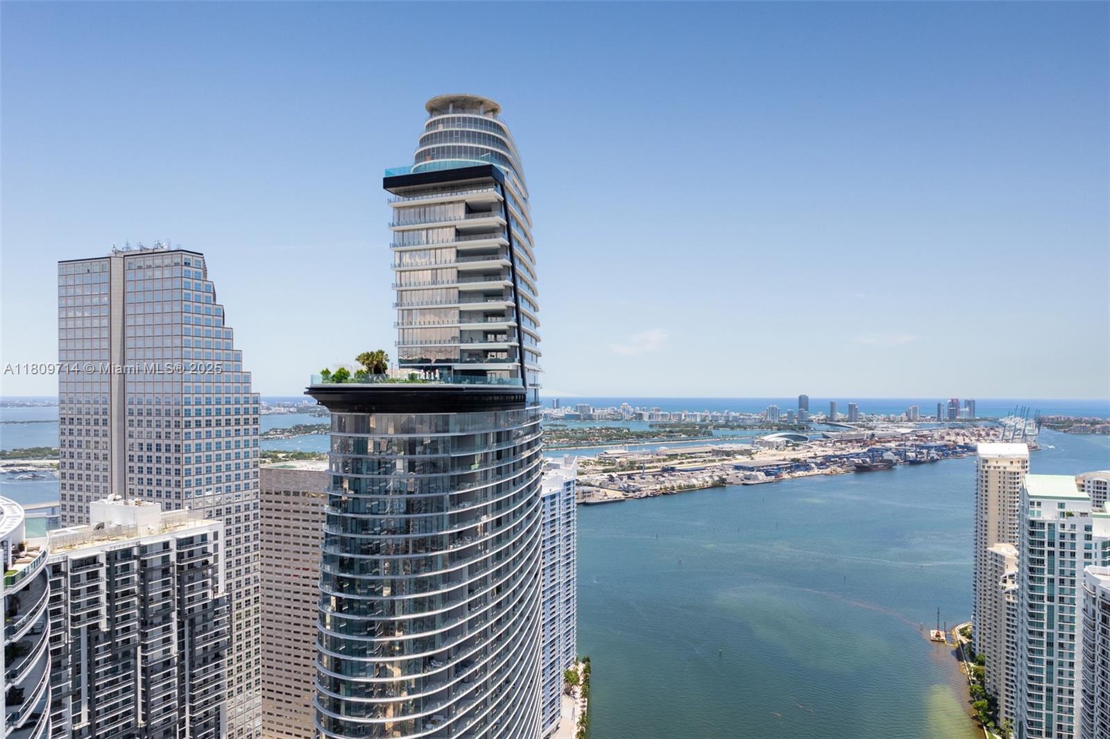 300 Biscayne Blvd Way #5205W, Miami FL 33131