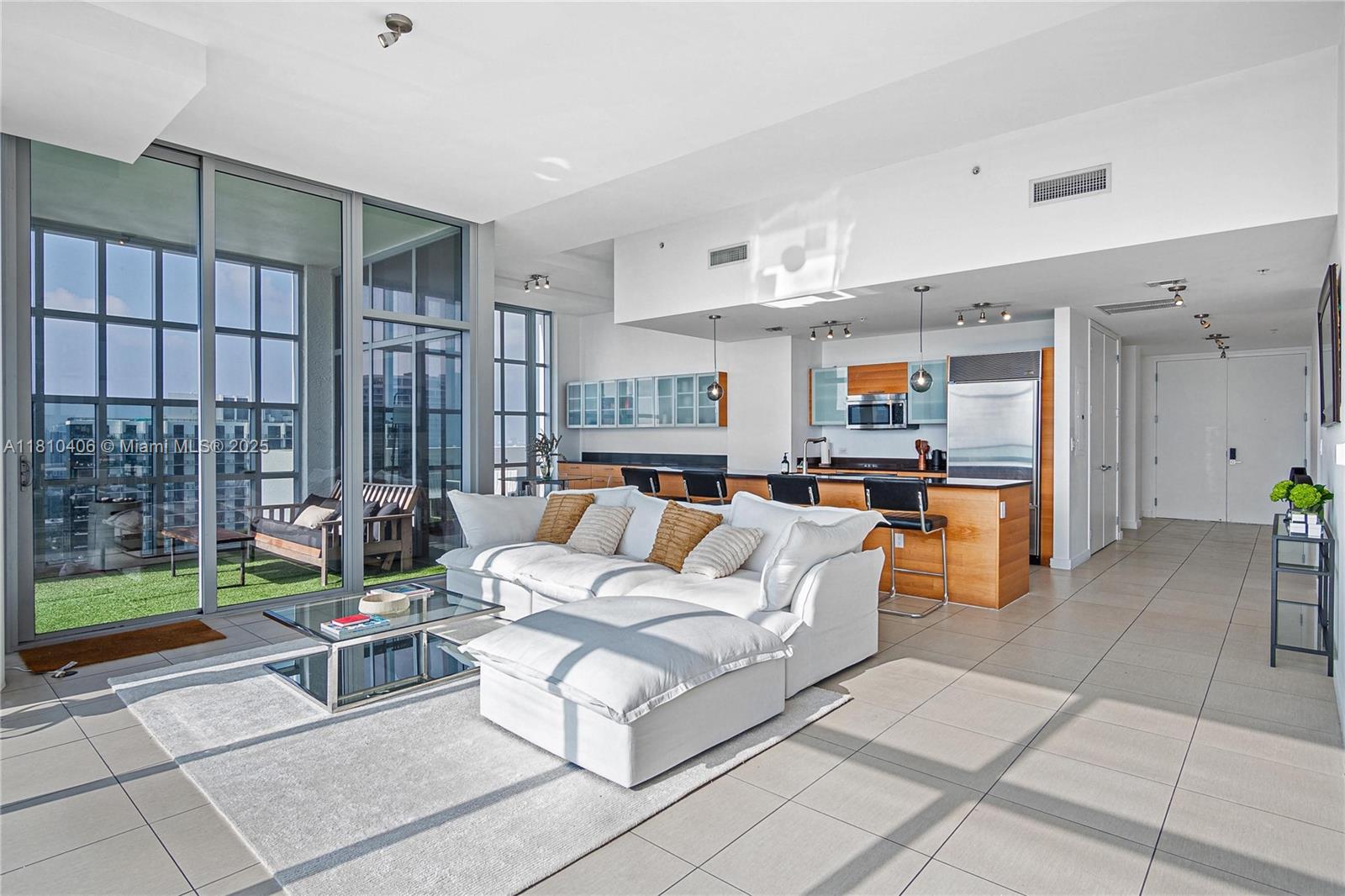 3301 NE 1st Ave #LPH-7, Miami FL 33137