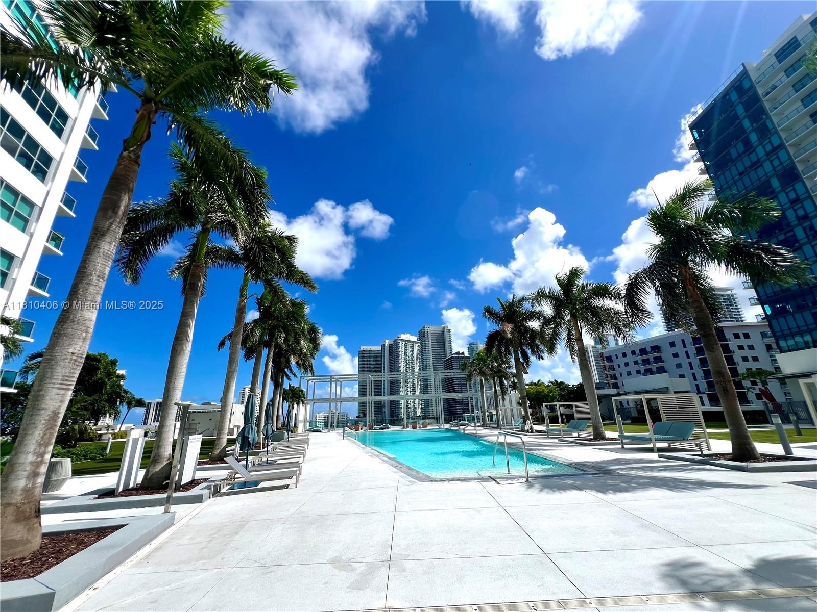 3301 NE 1st Ave #LPH-7, Miami FL 33137