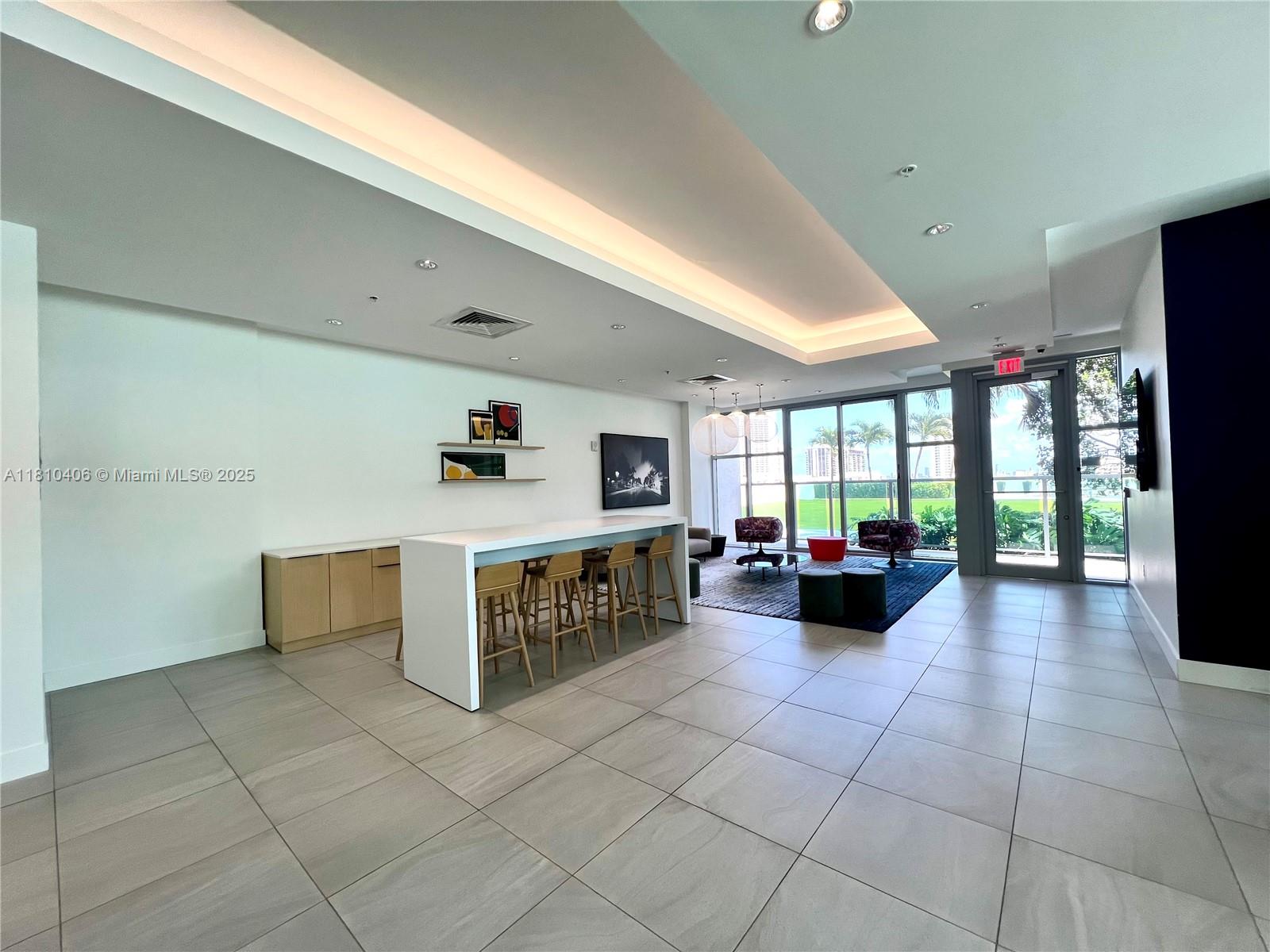 3301 NE 1st Ave #LPH-7, Miami FL 33137