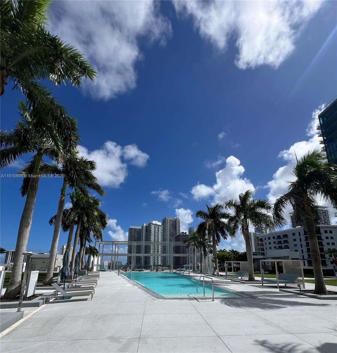 3301 NE 1st Ave #LPH-7, Miami FL 33137