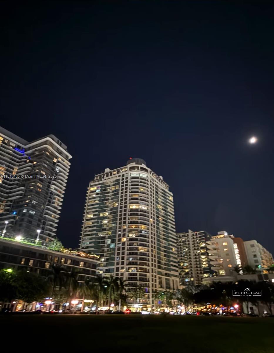 3301 NE 1st Ave #LPH-7, Miami FL 33137