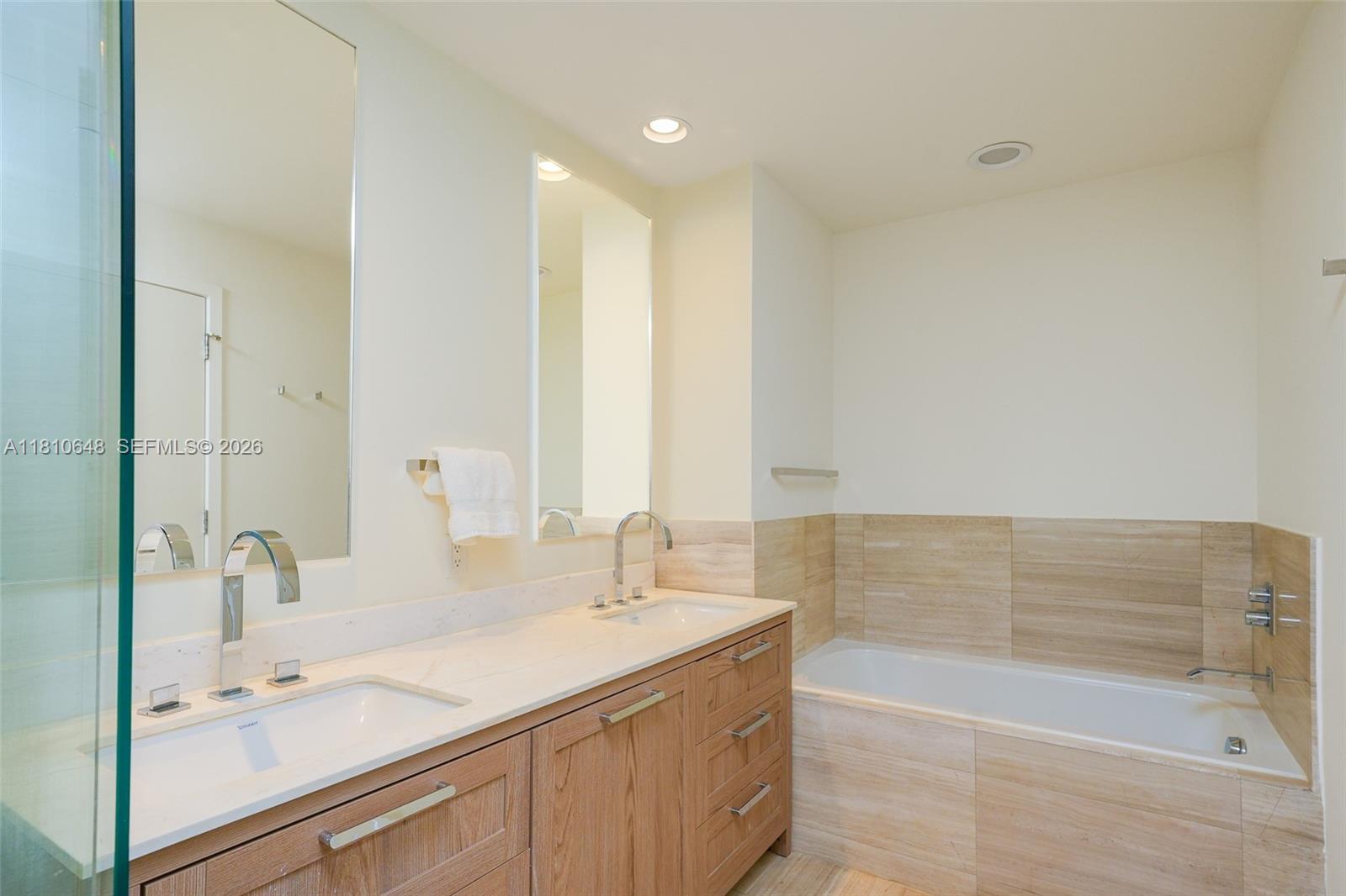 360 Ocean Dr #205S, Key Biscayne FL 33149