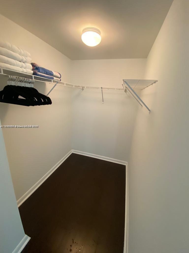 244 Biscayne Blvd #643, Miami FL 33132