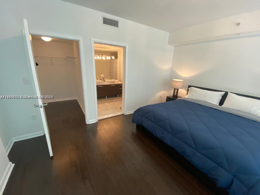 244 Biscayne Blvd #643, Miami FL 33132