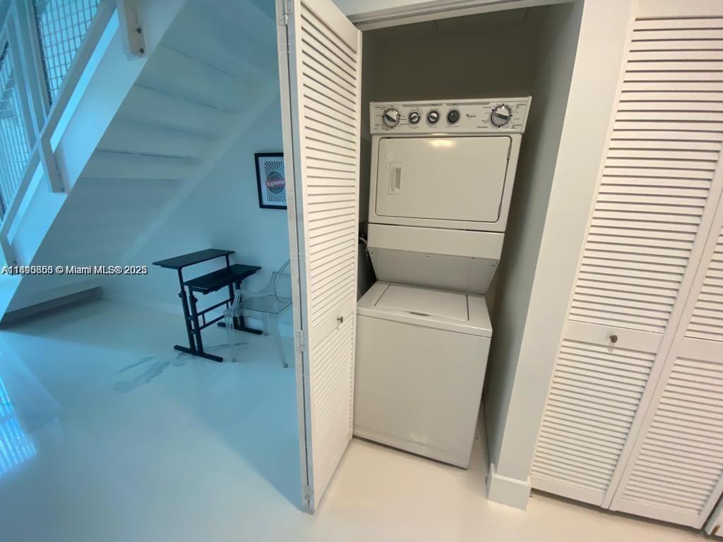 244 Biscayne Blvd #643, Miami FL 33132