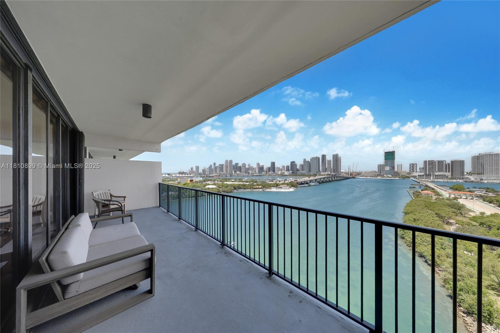 1000 Venetian Way #1306, Miami FL 33139
