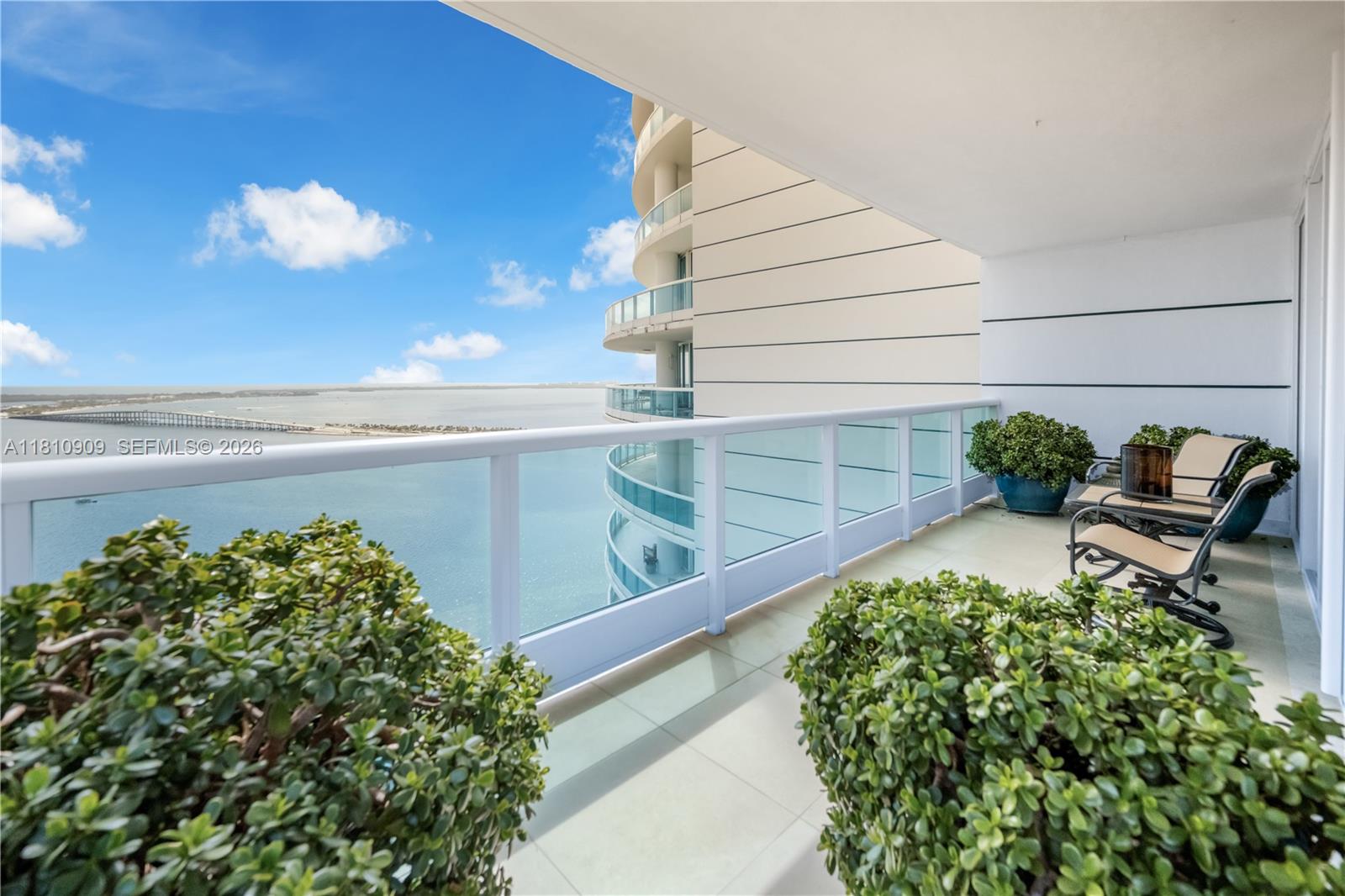 2127 Brickell Ave #3304, Miami FL 33129