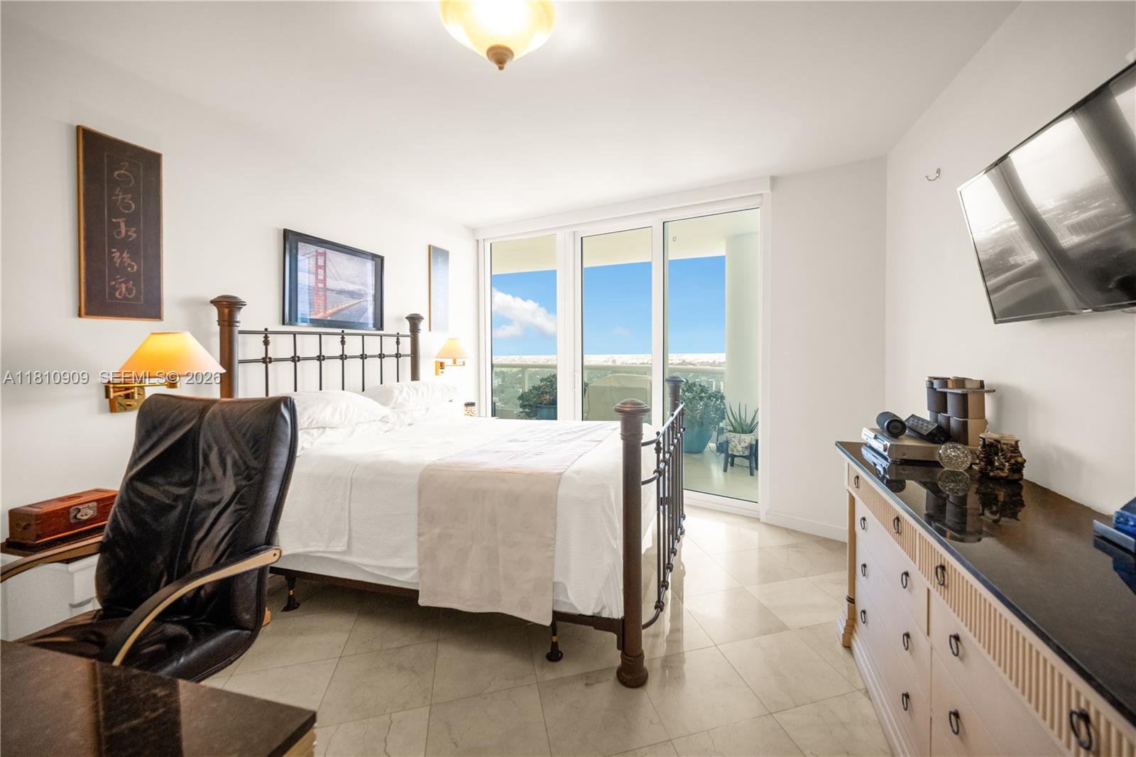 2127 Brickell Ave #3304, Miami FL 33129