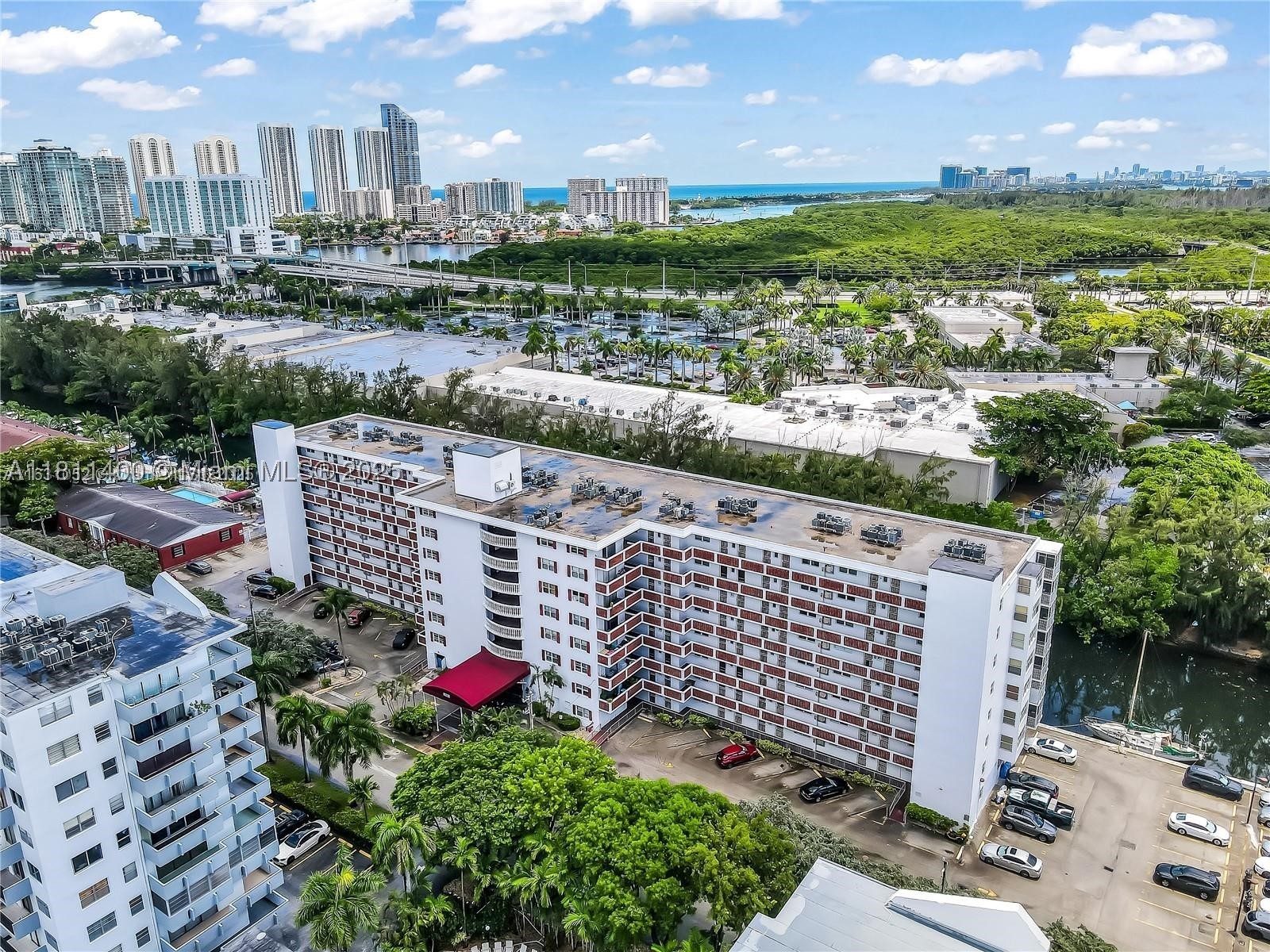 3660 NE 166th St #603, North Miami Beach FL 33160