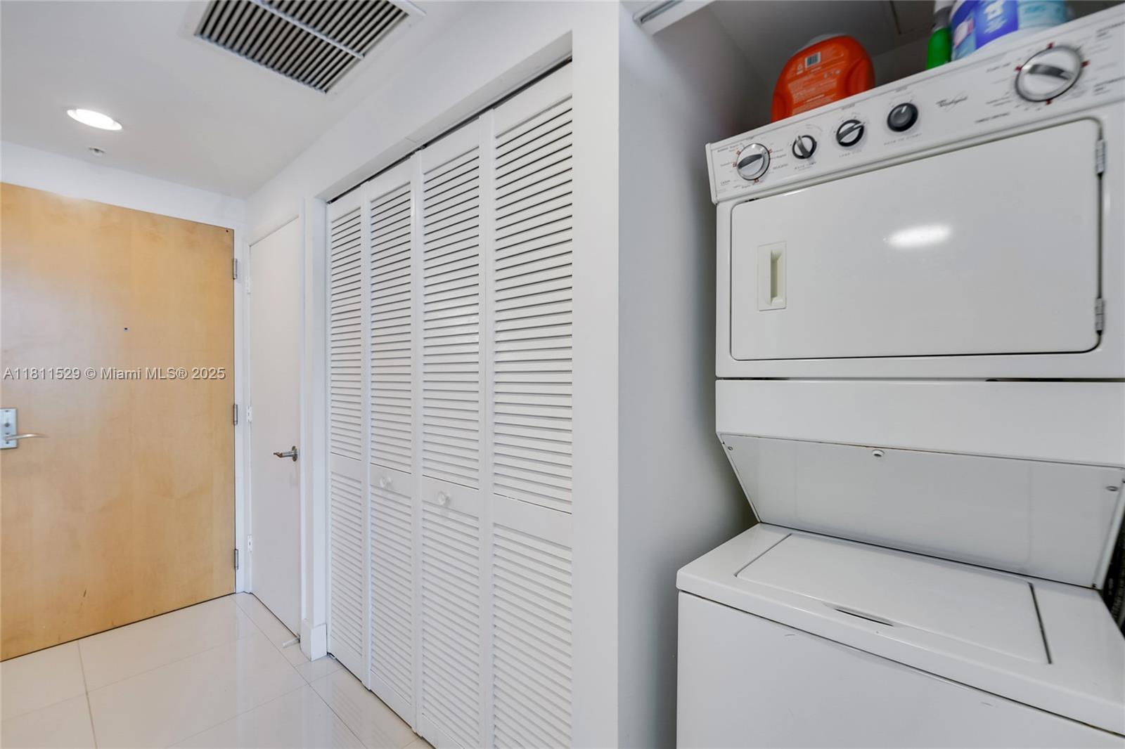 244 Biscayne Blvd #644, Miami FL 33132