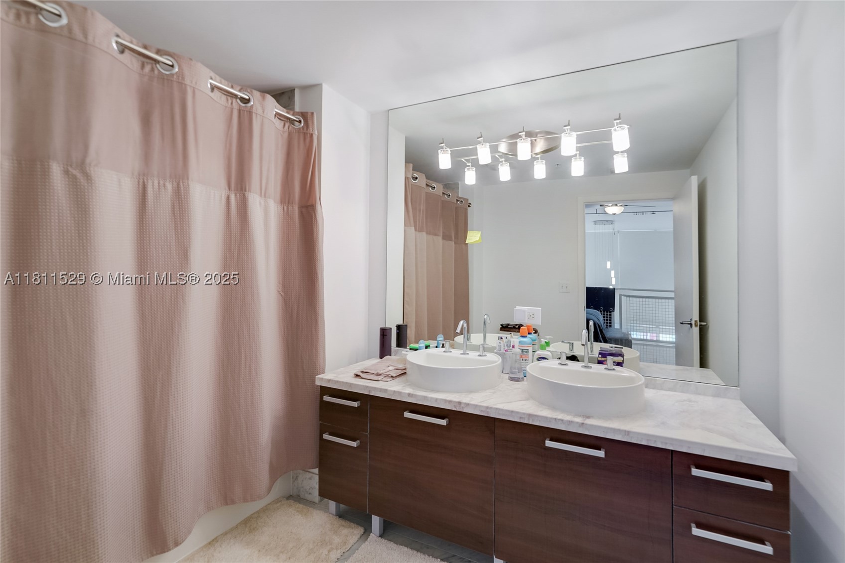 244 Biscayne Blvd #644, Miami FL 33132