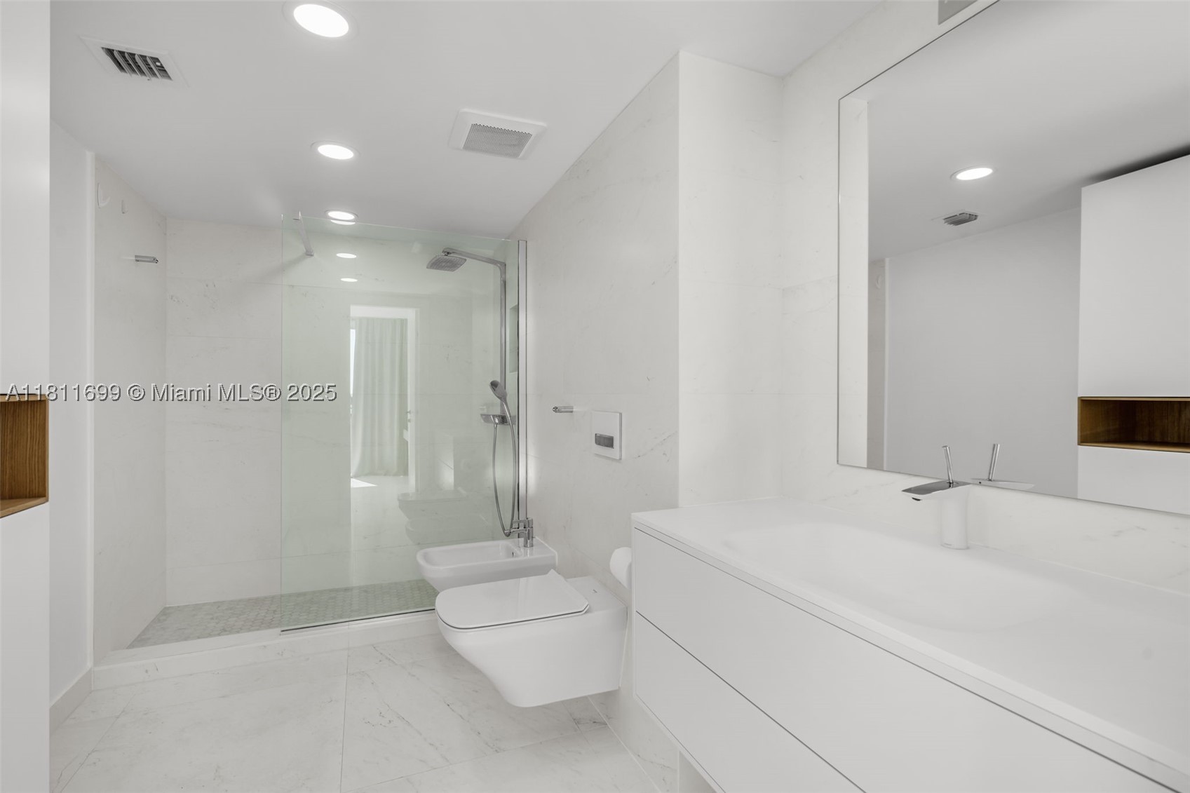 770 NE 69th St #6C, Miami FL 33138