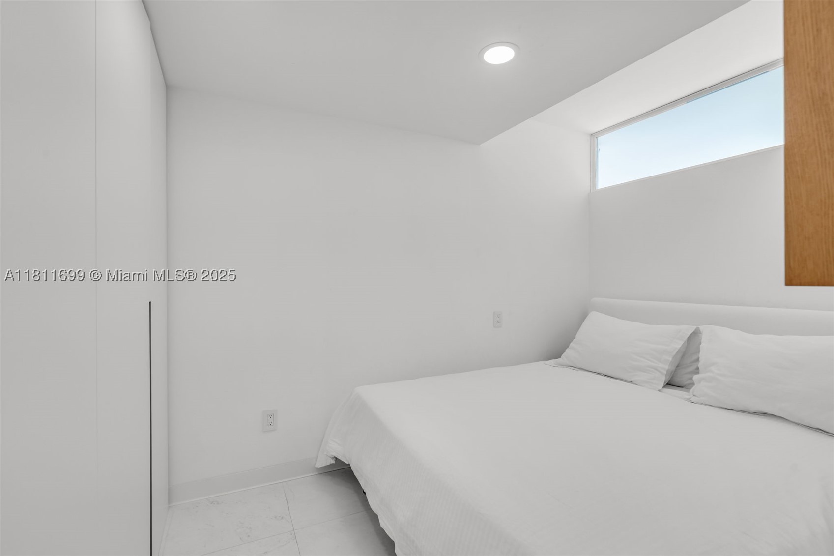 770 NE 69th St #6C, Miami FL 33138