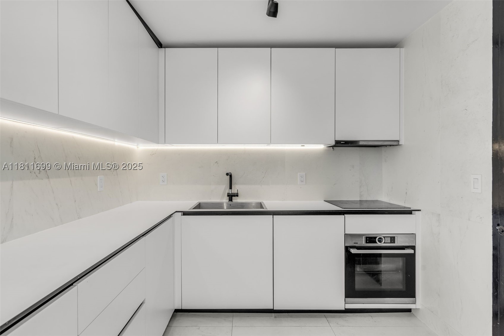 770 NE 69th St #6C, Miami FL 33138