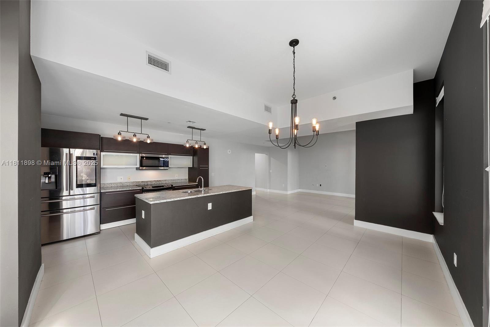 950 Brickell Bay Dr #200, Miami FL 33131
