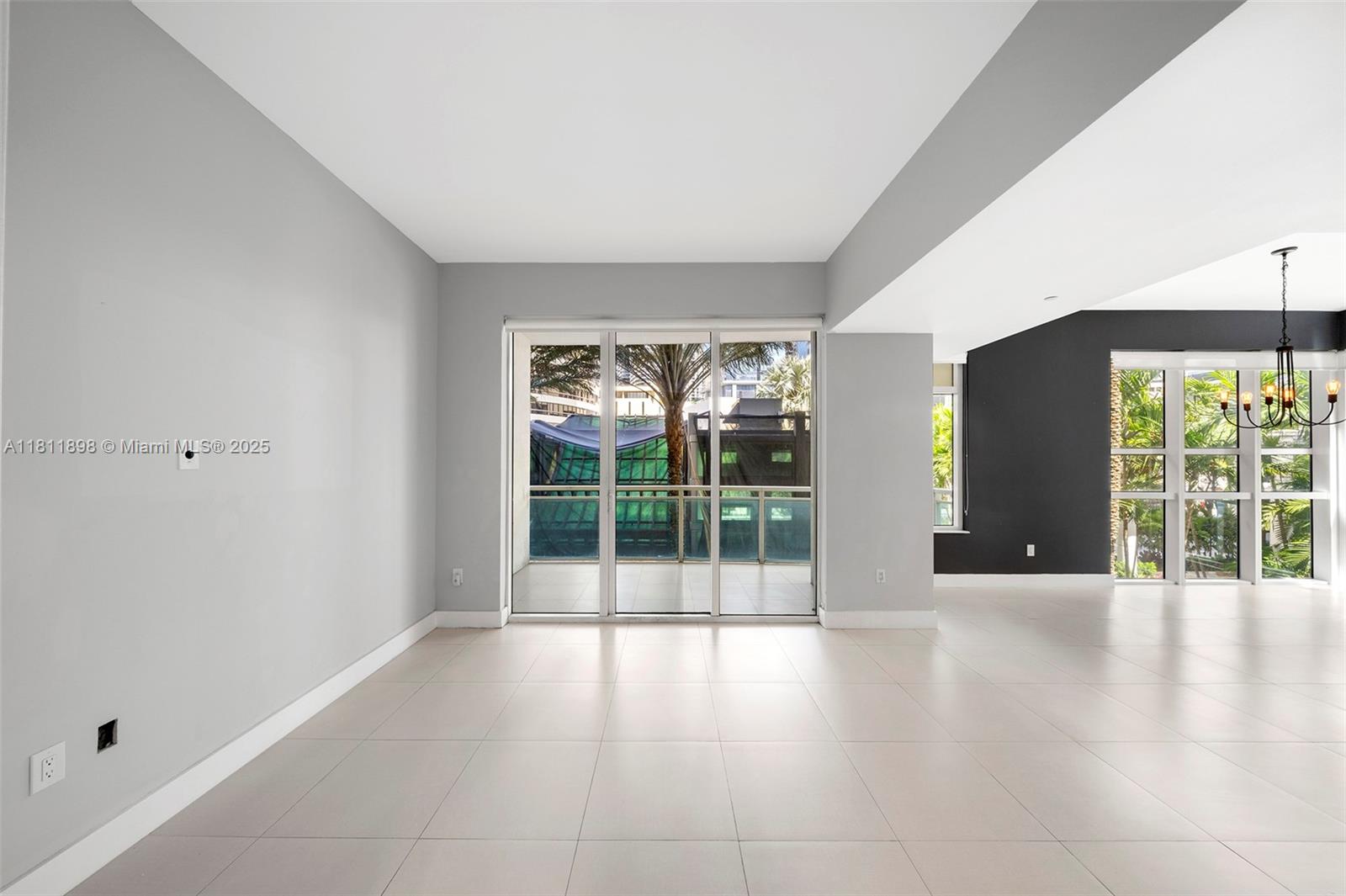 950 Brickell Bay Dr #200, Miami FL 33131