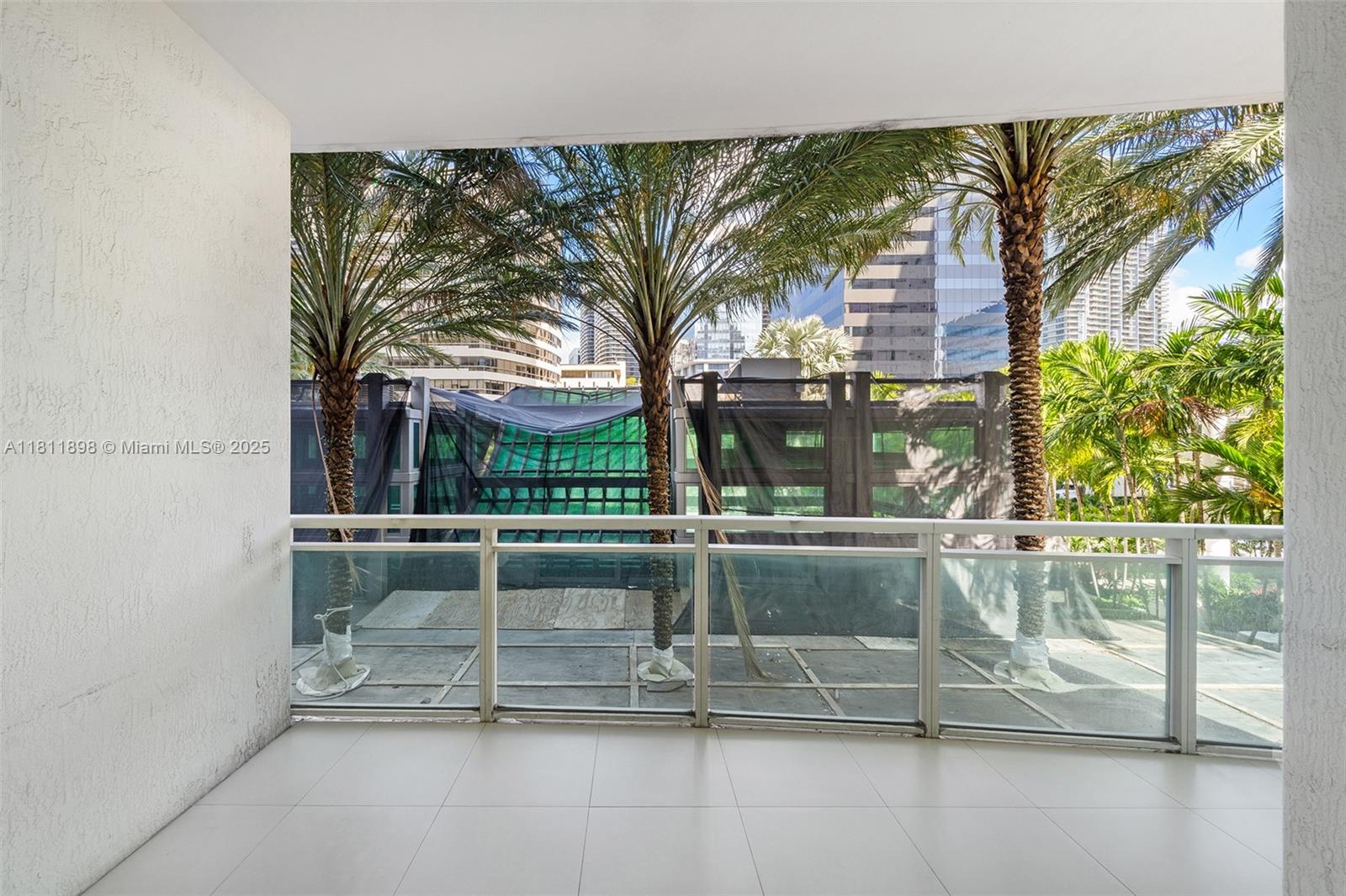 950 Brickell Bay Dr #200, Miami FL 33131